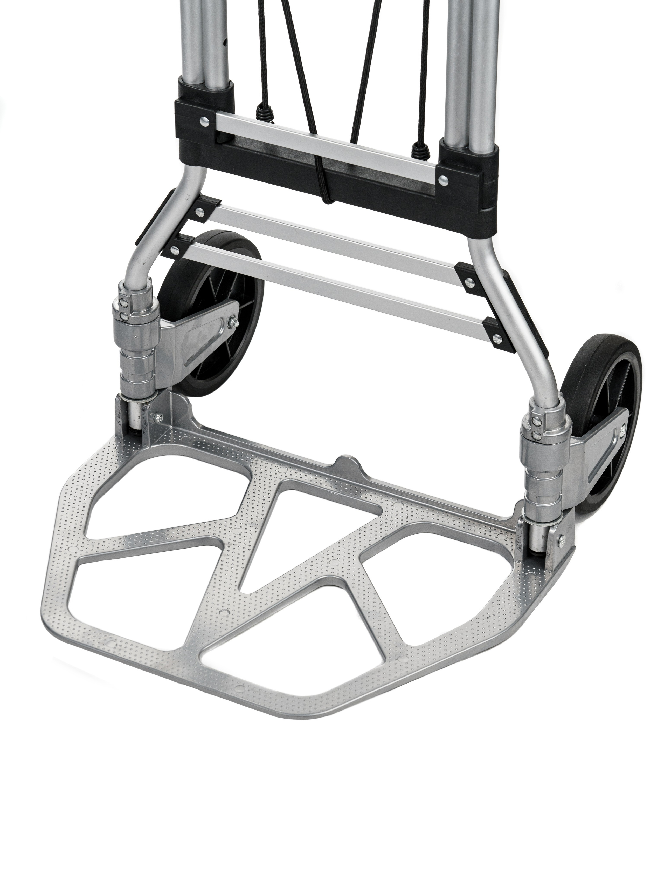 Белый фон. KED Production — продакшн из СПб. Создаём фото, видео и контент, который помогает брендам и селлерам продавать больше