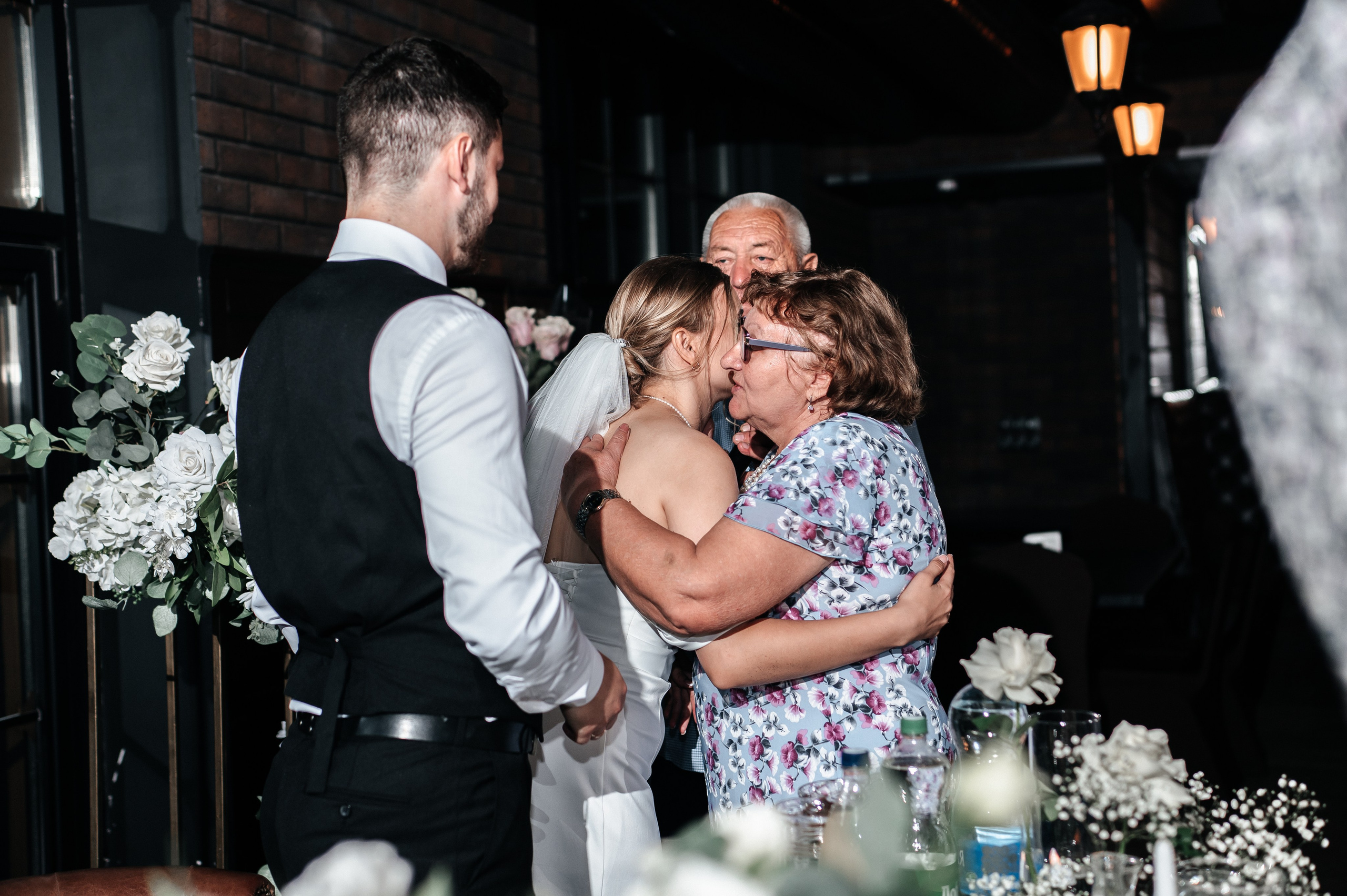 Даниил и Валерия. Черная утка. Полный день. Фотограф Екатерина Бочарникова