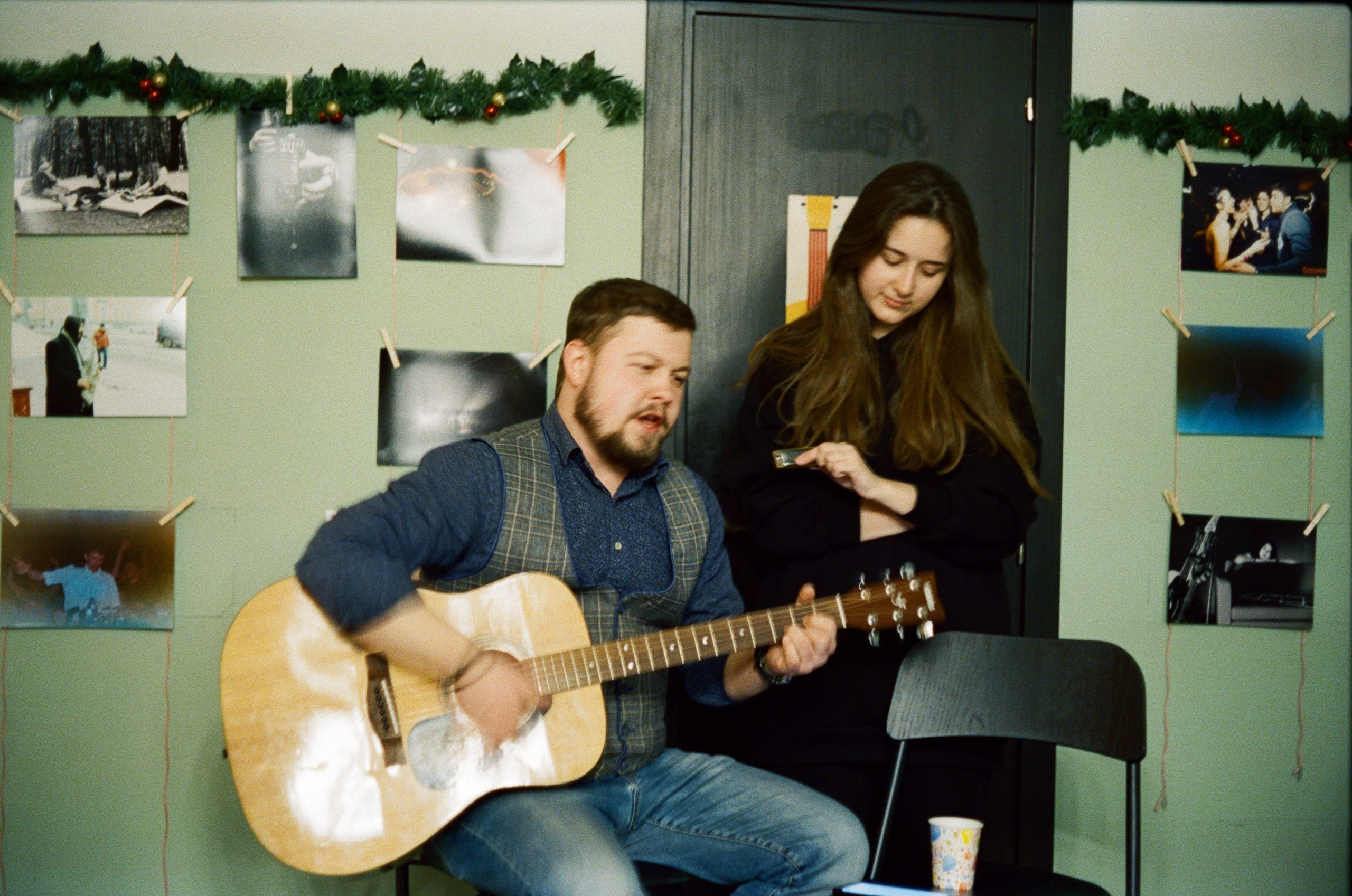 12.12.2021 // Гитара и фотография. Фотовыставки serebro.gallery, в которых автором можешь стать ты! | Москва