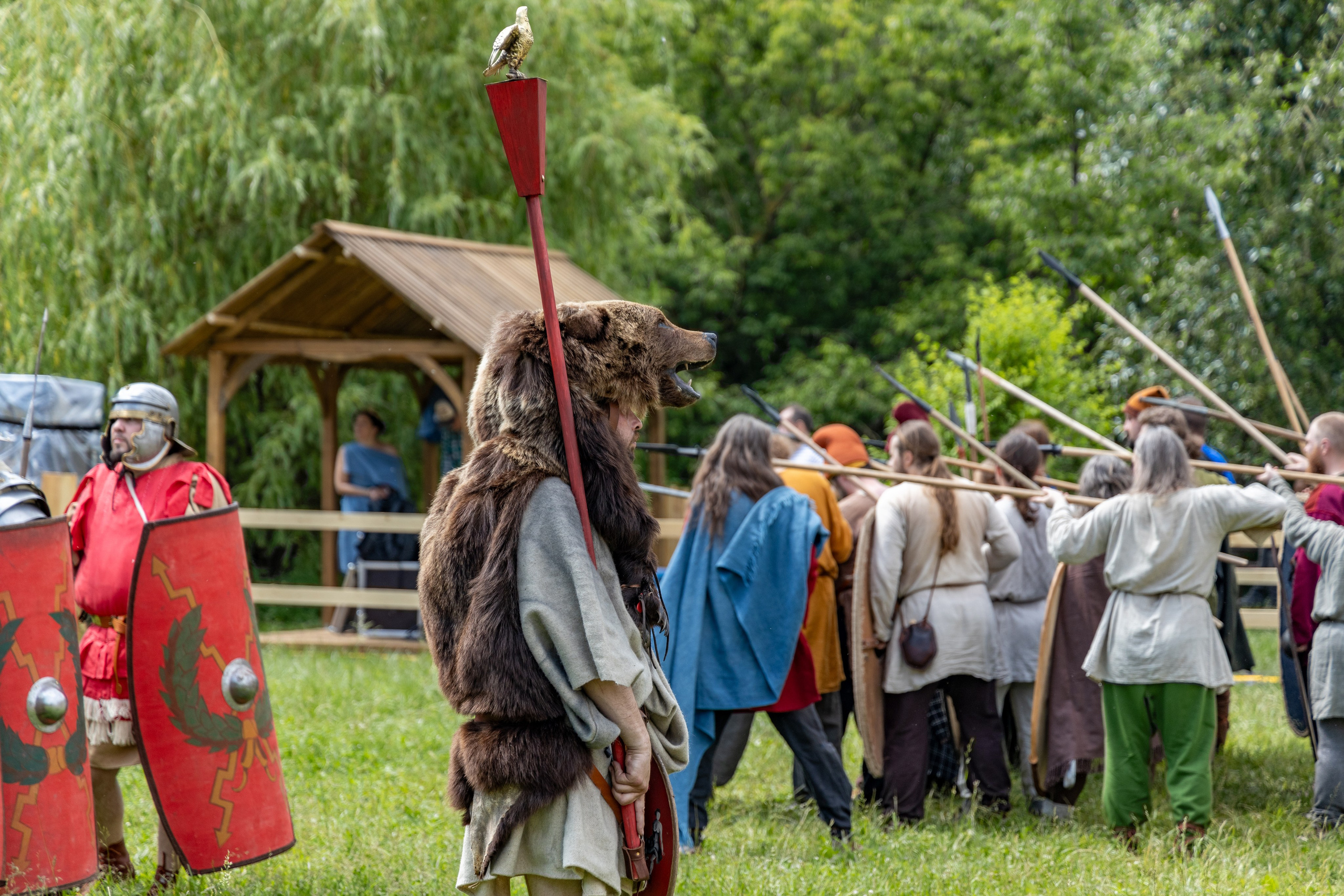 Времена и эпохи 2024. Ростокинский акведук. Площадка Античность. Репортажный, семейный и студийный фотограф в Москве Демин Алексей