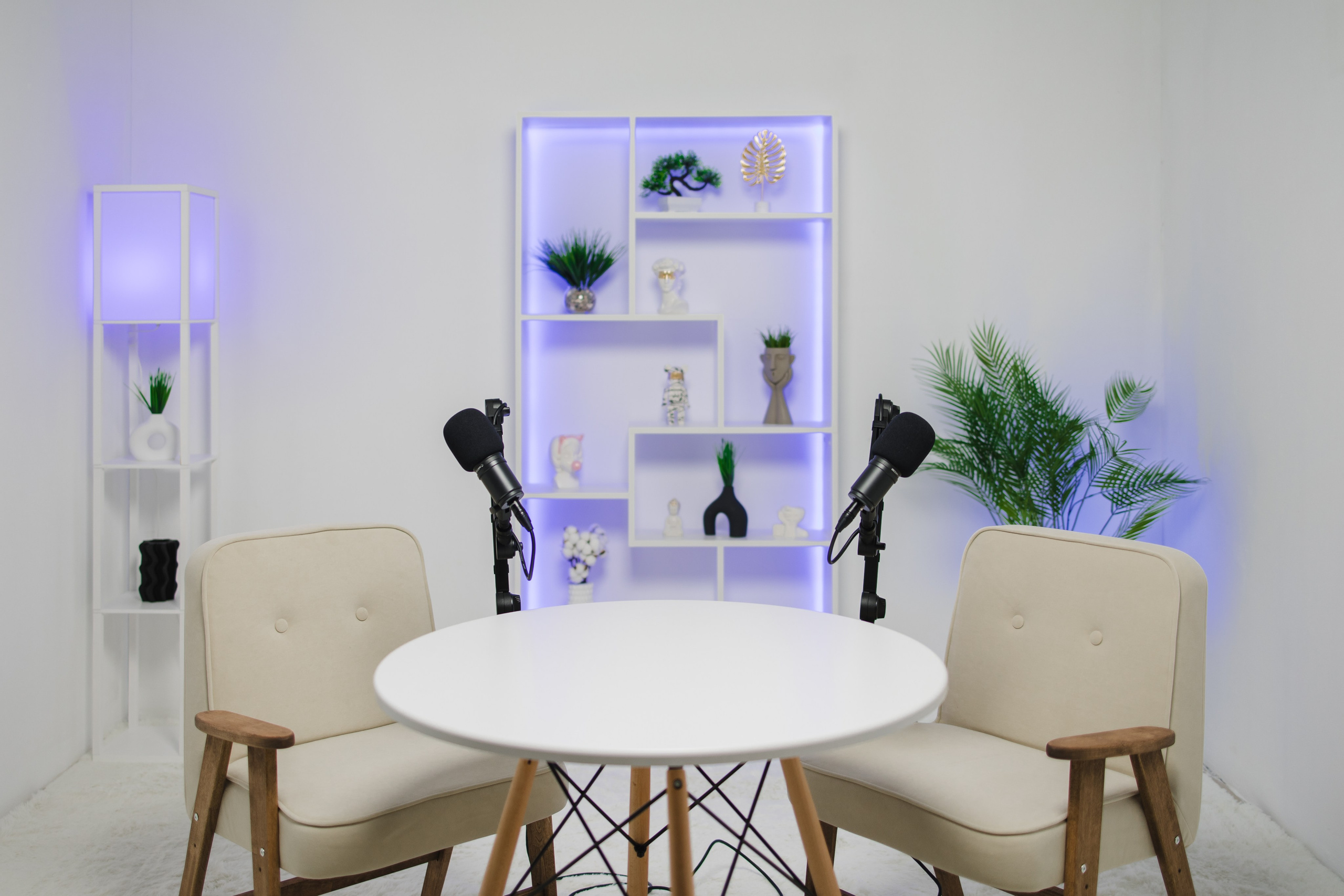 WHITE. Подкасты и прямые эфиры Сочи