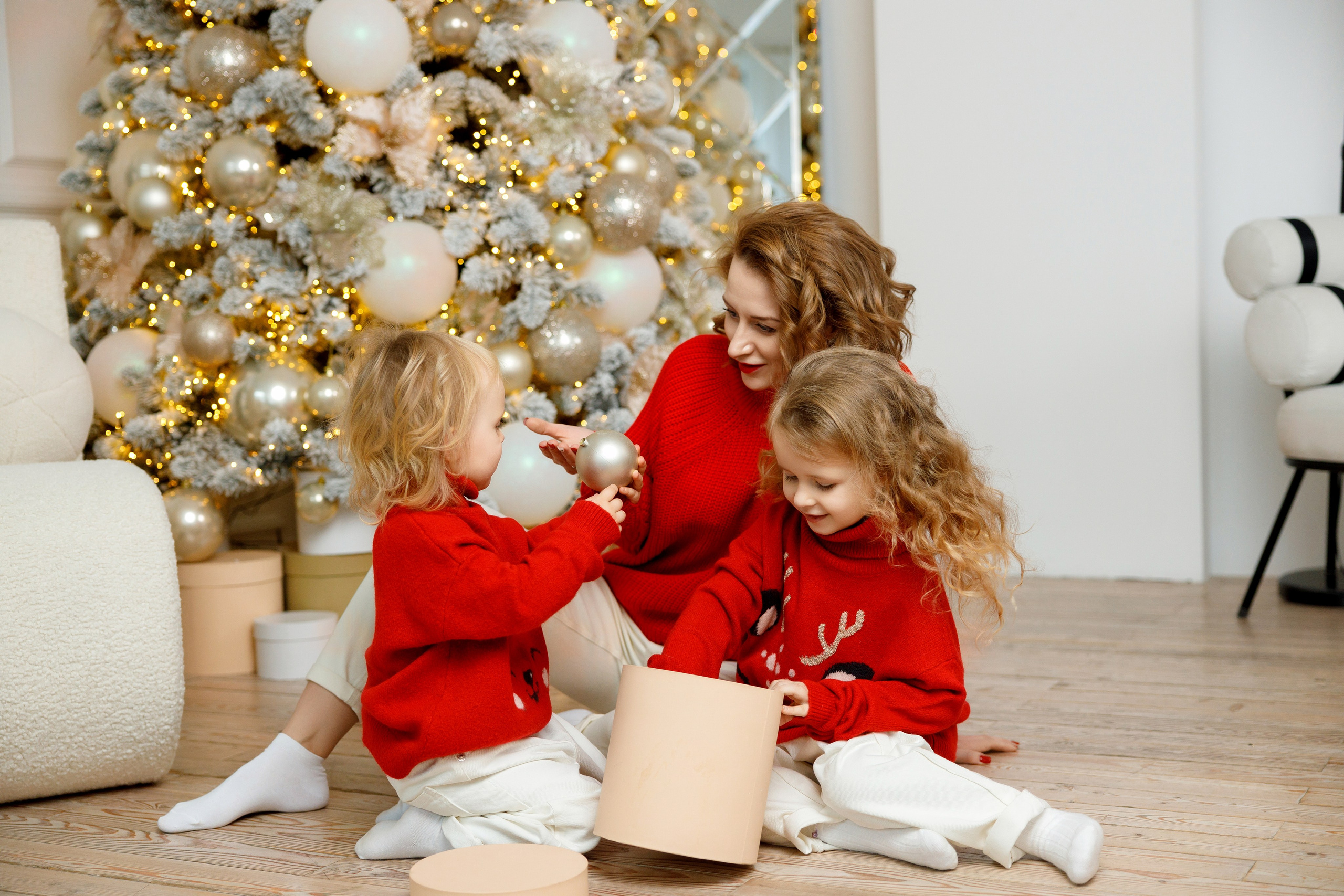 Новый год 2024. Дмитрий Белим — Семейный фотограф в Омске | Фотосессии для беременных и малышей