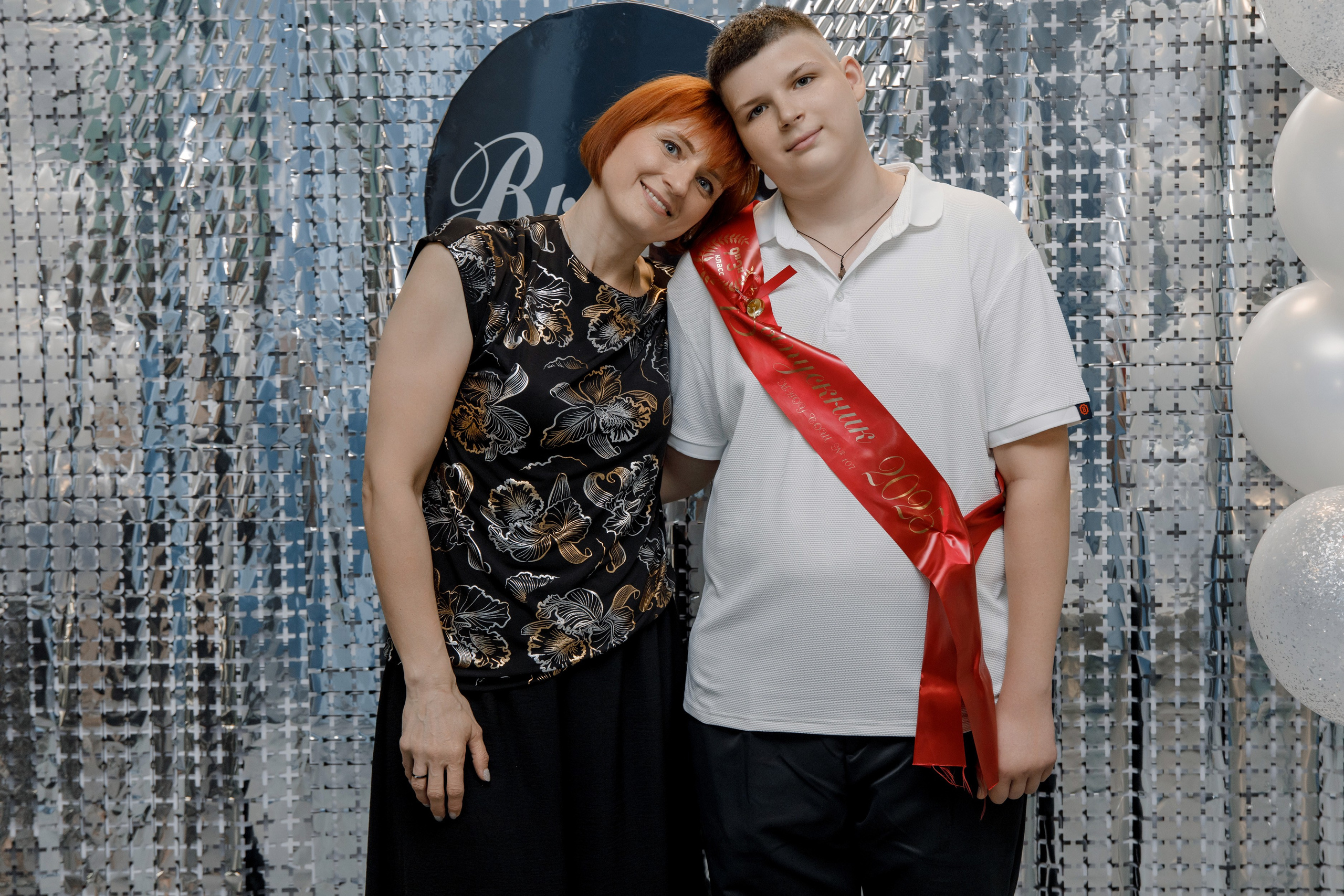 Выпускной школа 107 г Краснодар. Выпускные альбомы в Краснодарском крае