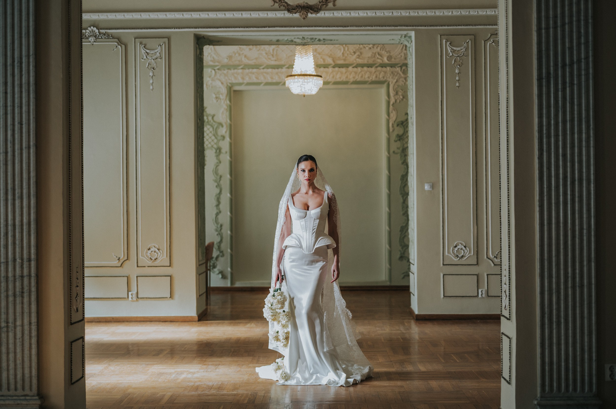 Особняк Ермолинского. Свадебный фотограф в Белгороде, Воронеже, Алексеевке, Старом Осколе, Губкине, Россоши