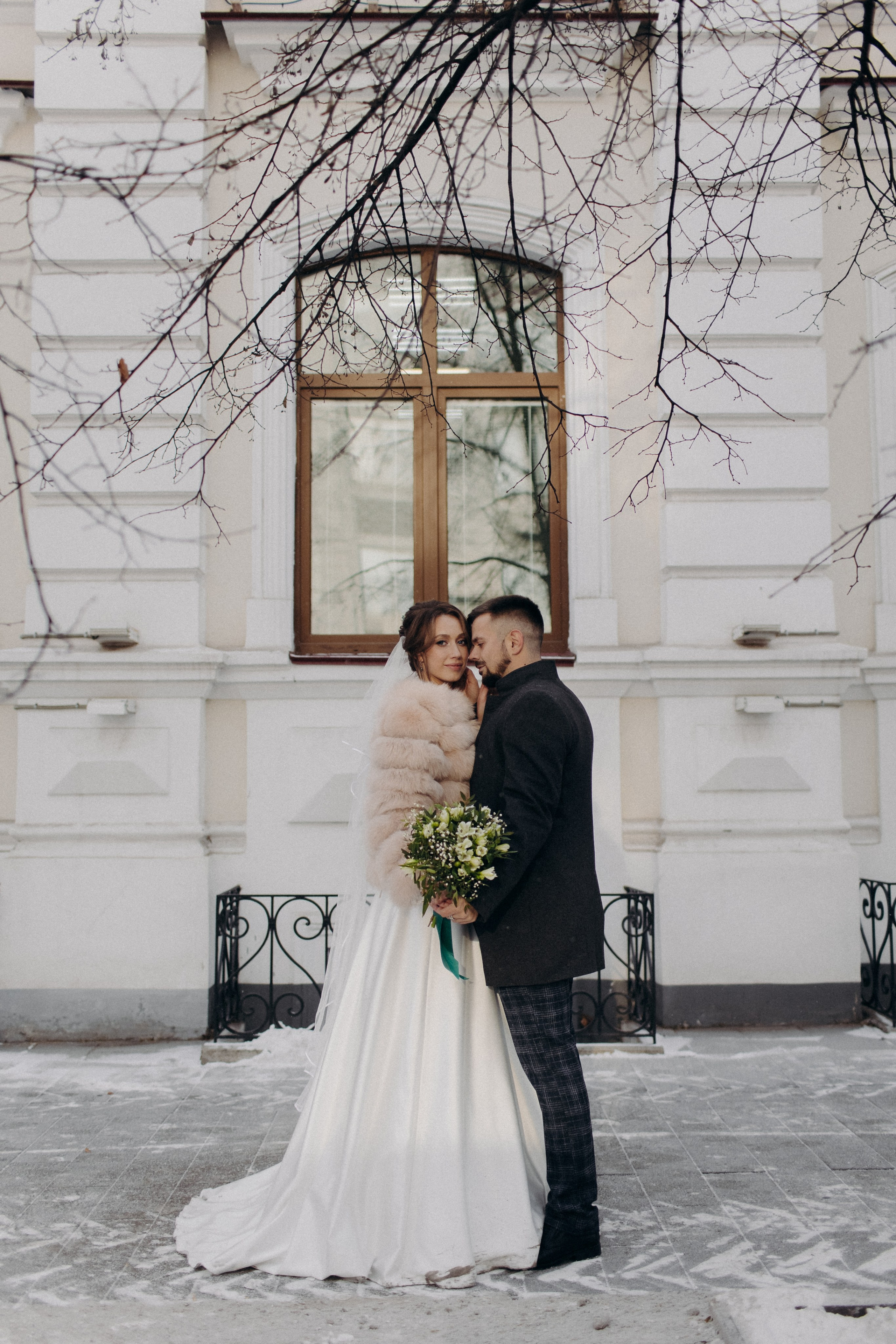 Эдуард и Вера (загс, прогулка). Фотограф свадебный семейный в Красноярске Шукшина Наталья