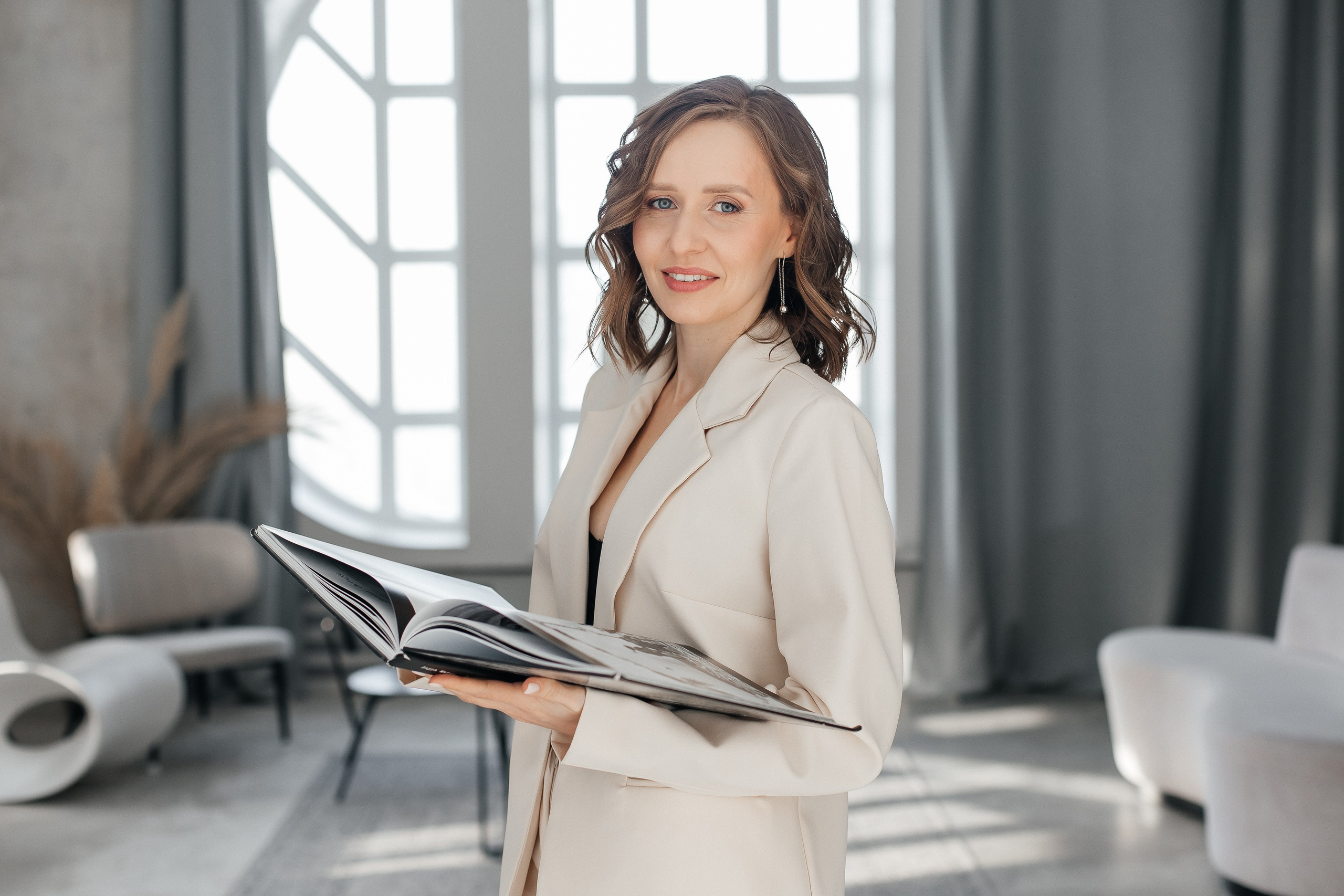Деловой портрет. Креативный и женский Фотограф Омске Наталья Лебедева