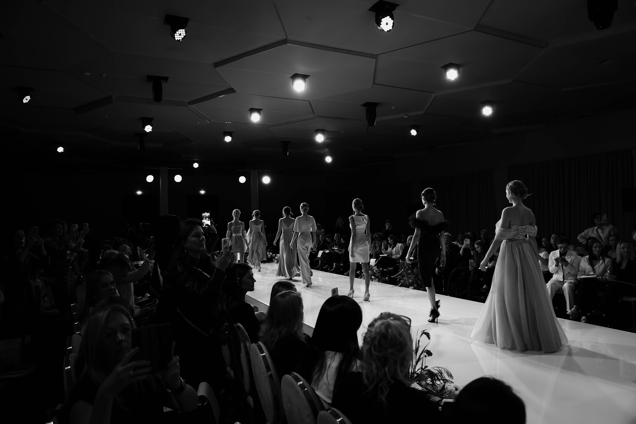 Свадебный показ Модного дома Tatiana Kaplun 2022. Свадебный фотограф FOTOKEYT