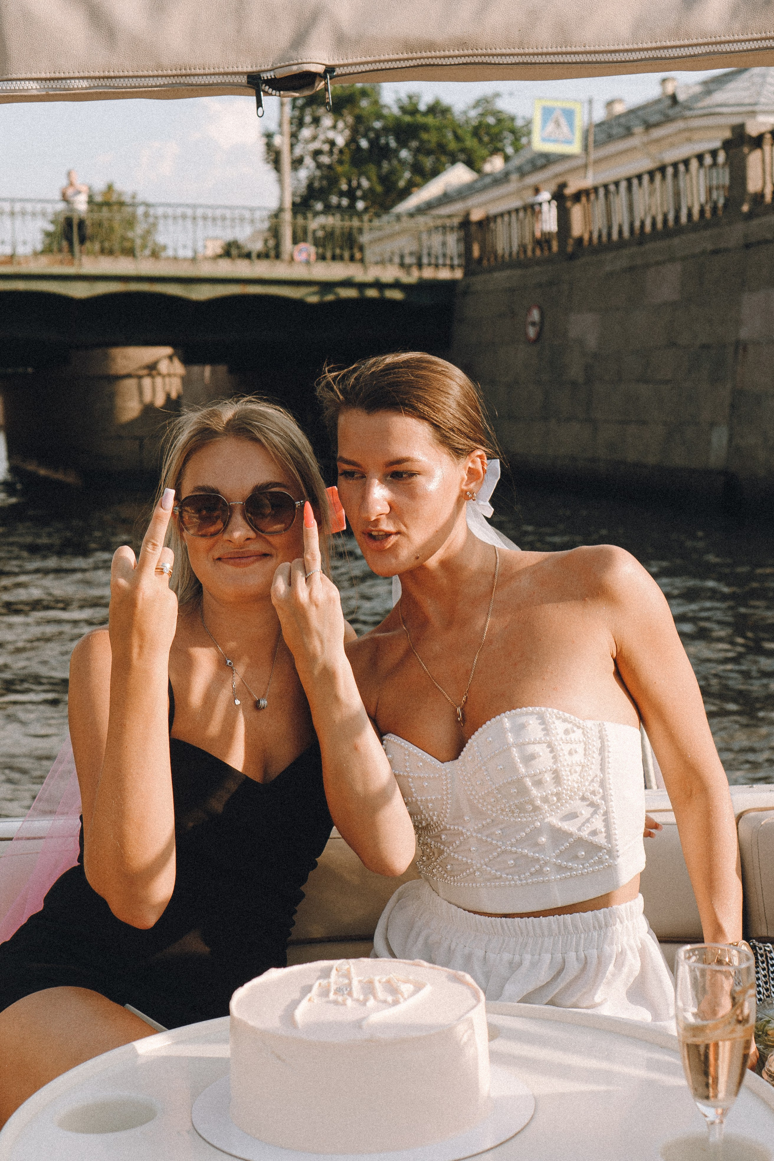 ДЕВИЧНИК НА КАТЕРЕ. Профессиональный фотограф, Санкт-Петербург — Виктория Богомолова