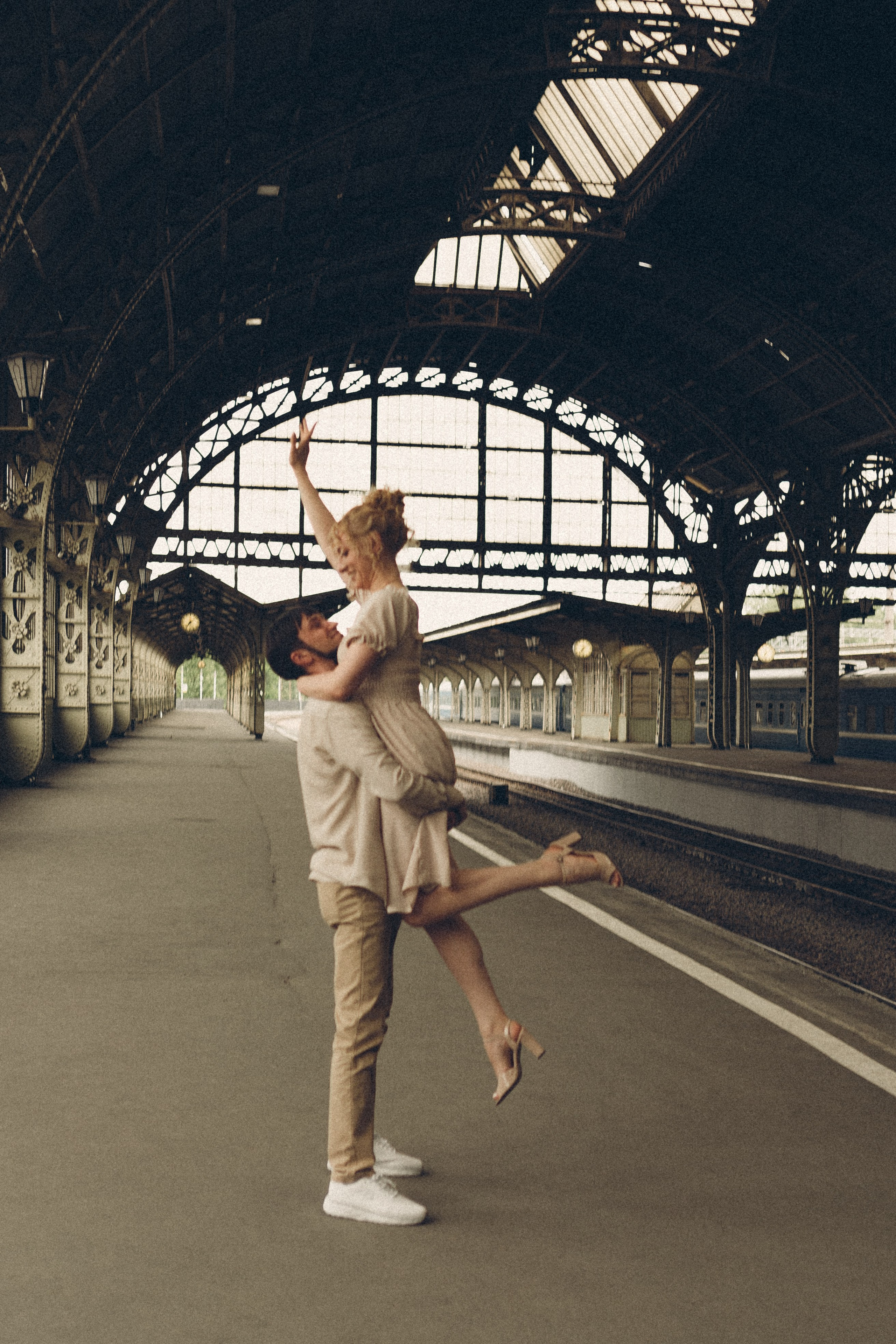 ПРОГУЛКА НА ВИТЕБСКОМ ВОКЗАЛЕ. Профессиональный фотограф, Санкт-Петербург — Виктория Богомолова