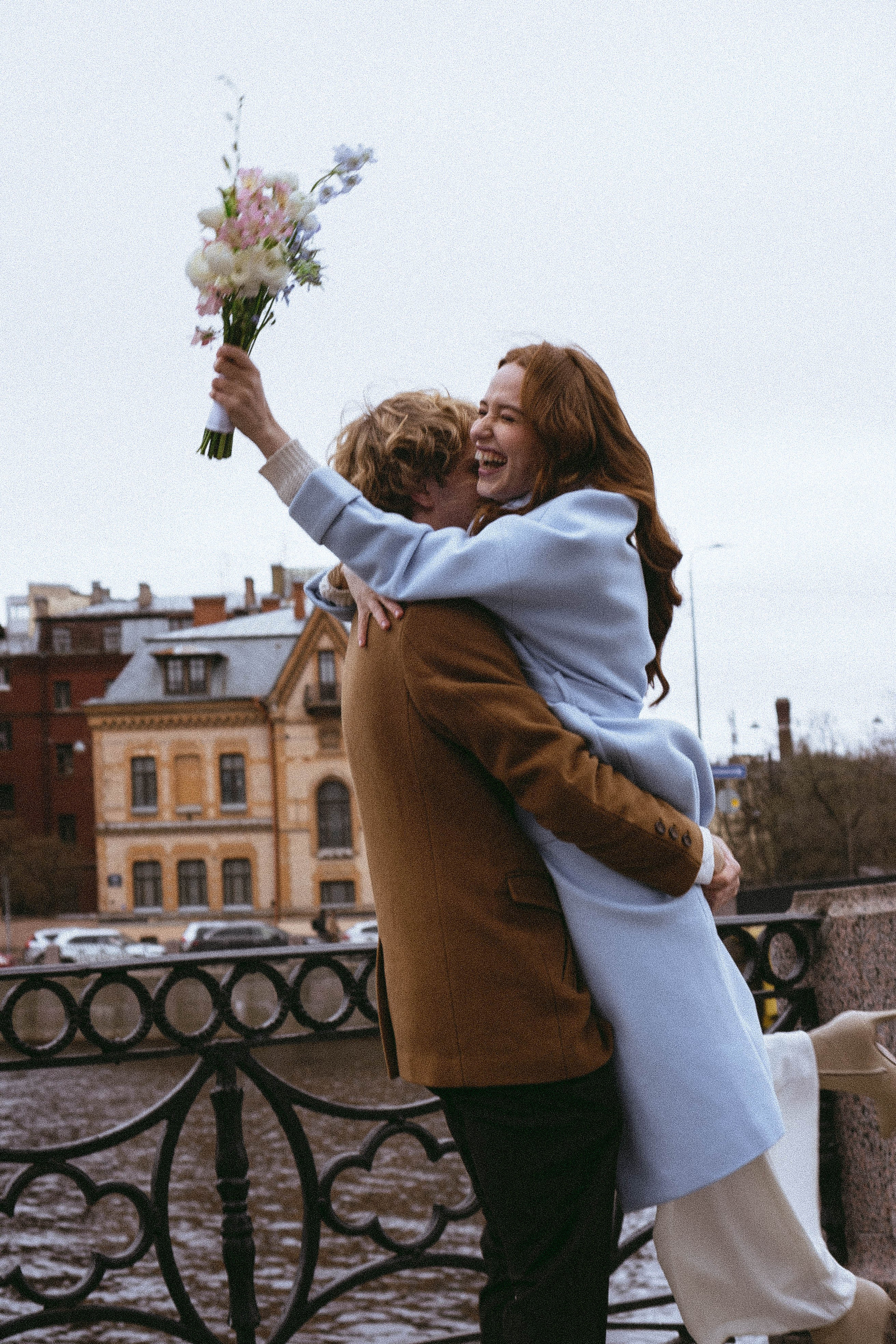 СВАДЕБНАЯ СЬЕМКА В ОТЕЛЕ. СБОРЫ ЖЕНИХА И НЕВЕСТЫ И ТАКЖЕ ТОР И ПОДГОТОВКА К ПРОГУЛКЕ И ПРОГУЛКА ПО ПЕТРОГРАДКЕ. Профессиональный фотограф, Санкт-Петербург — Виктория Богомолова