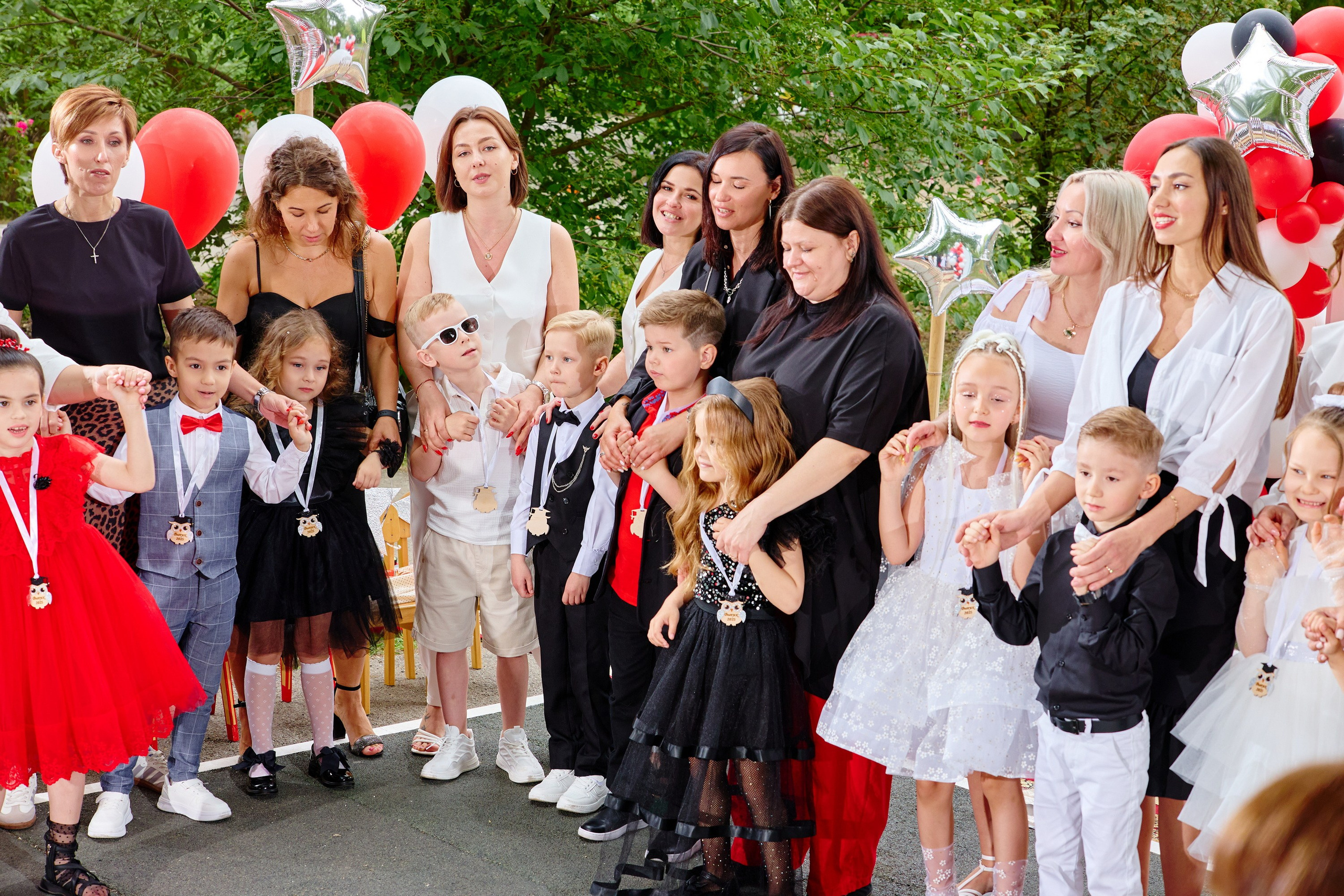 Выпускной 45 сад. Фотограф Выпускные альбомы Таганрог Сергей Коробченко