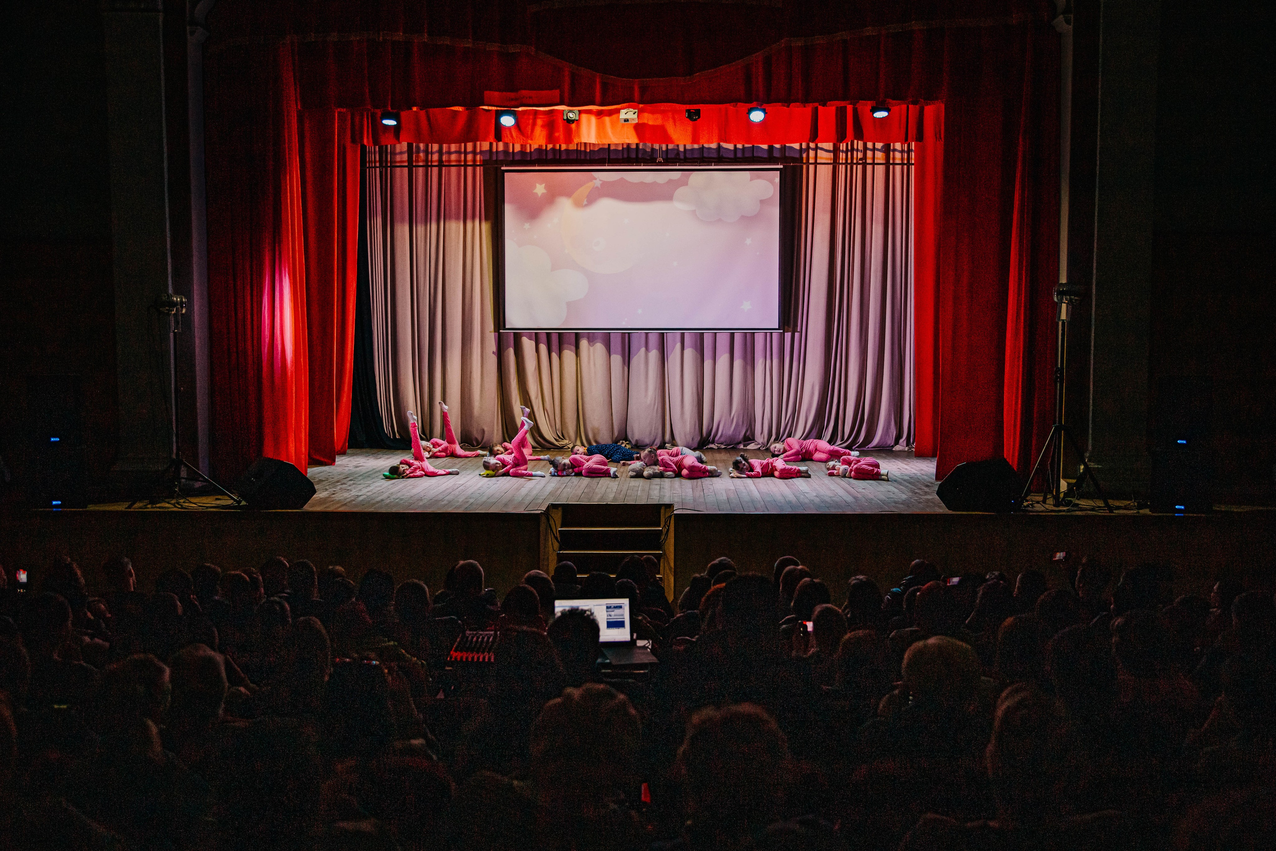 Отчетный концерт хореографического коллектива Пульс!. Фотограф Дарья Маташкова