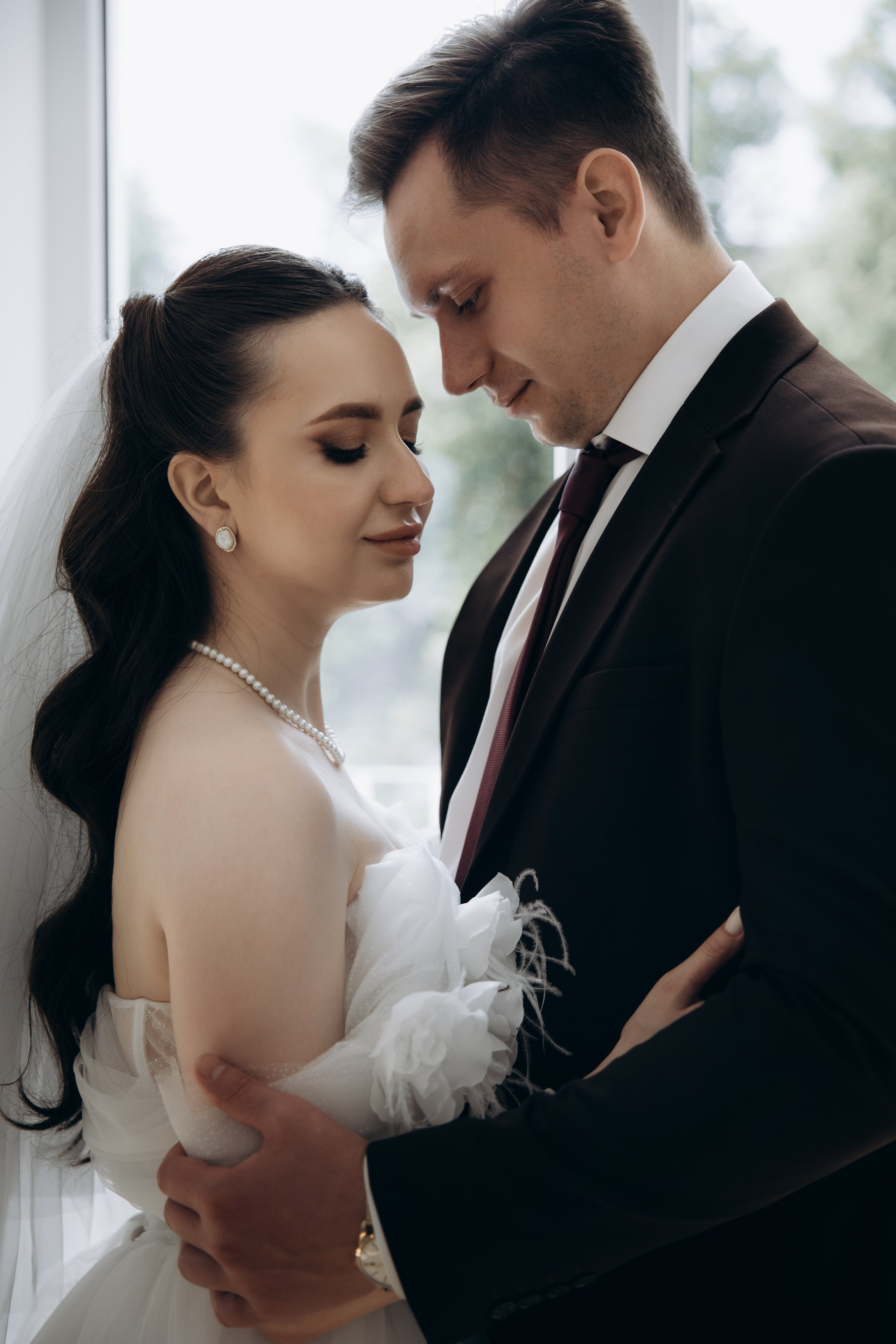 Свадебная фотосъемка в Пензе: Ольга и Владислав в отеле и студии «Перспектива»