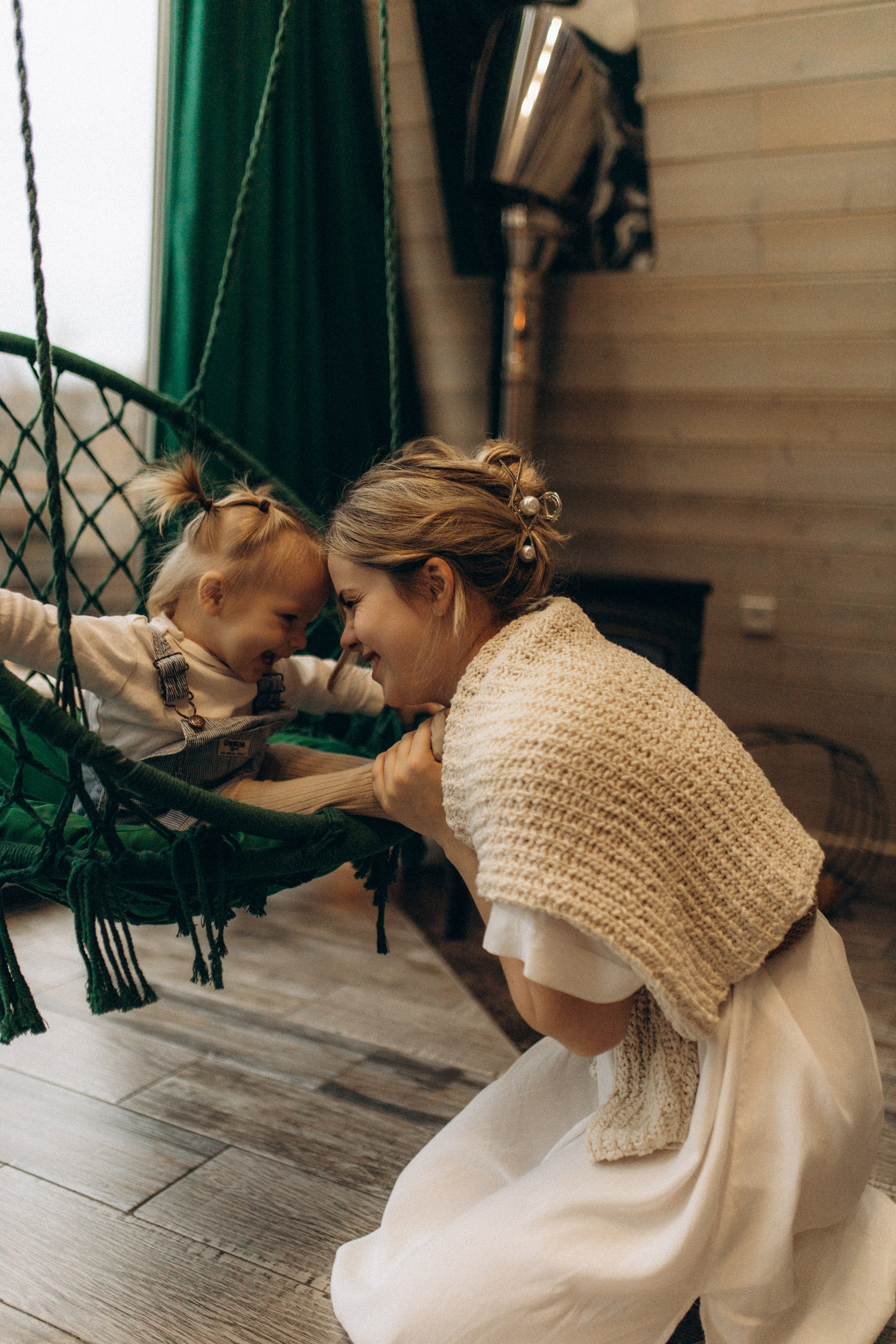 Алиса и мама. Семейный фотограф Губкин/Старый Оскол