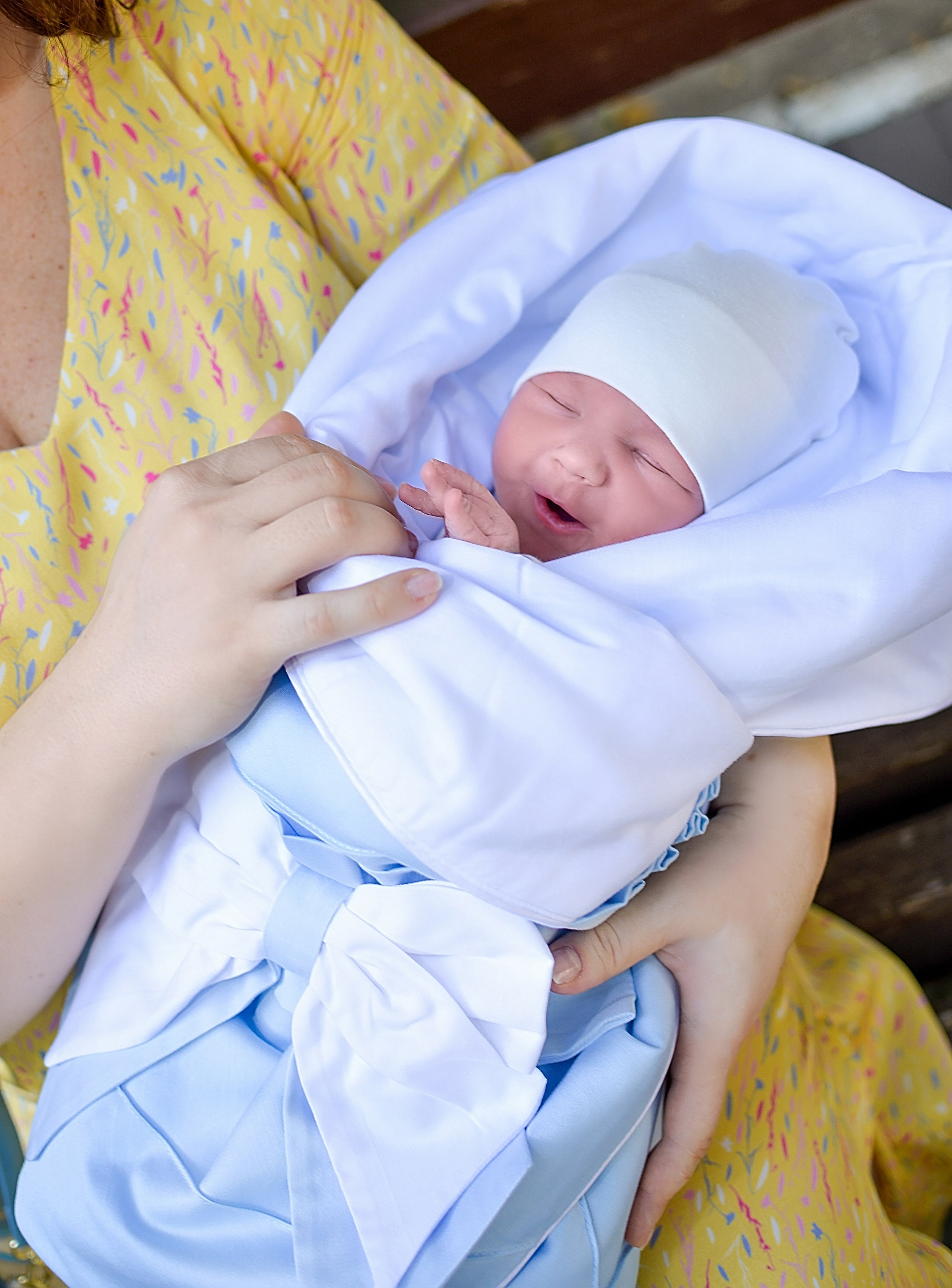 Выписка из роддома Краснодар. Фотограф новорожденных Краснодар Малышенко Надежда