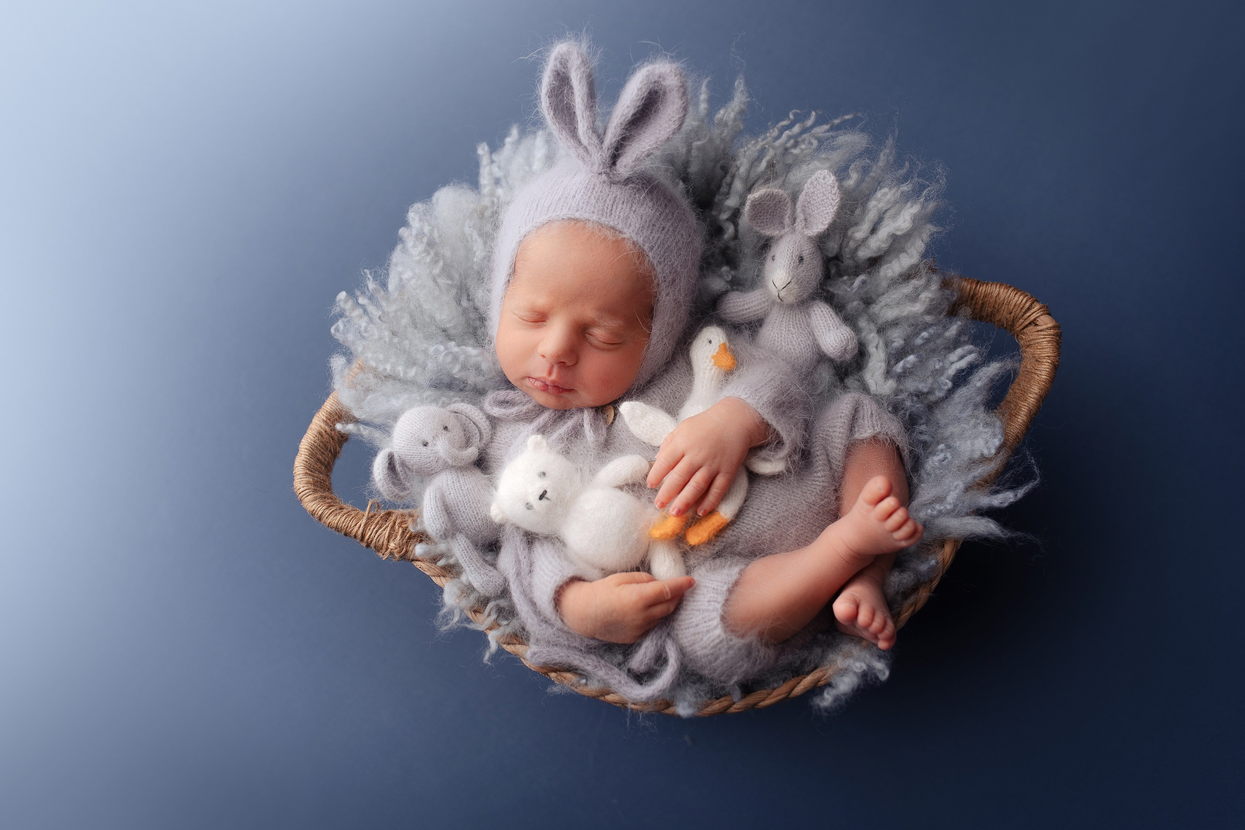 Новорожденные. Фотограф беременности, новорожденных Москва. годики под ключ