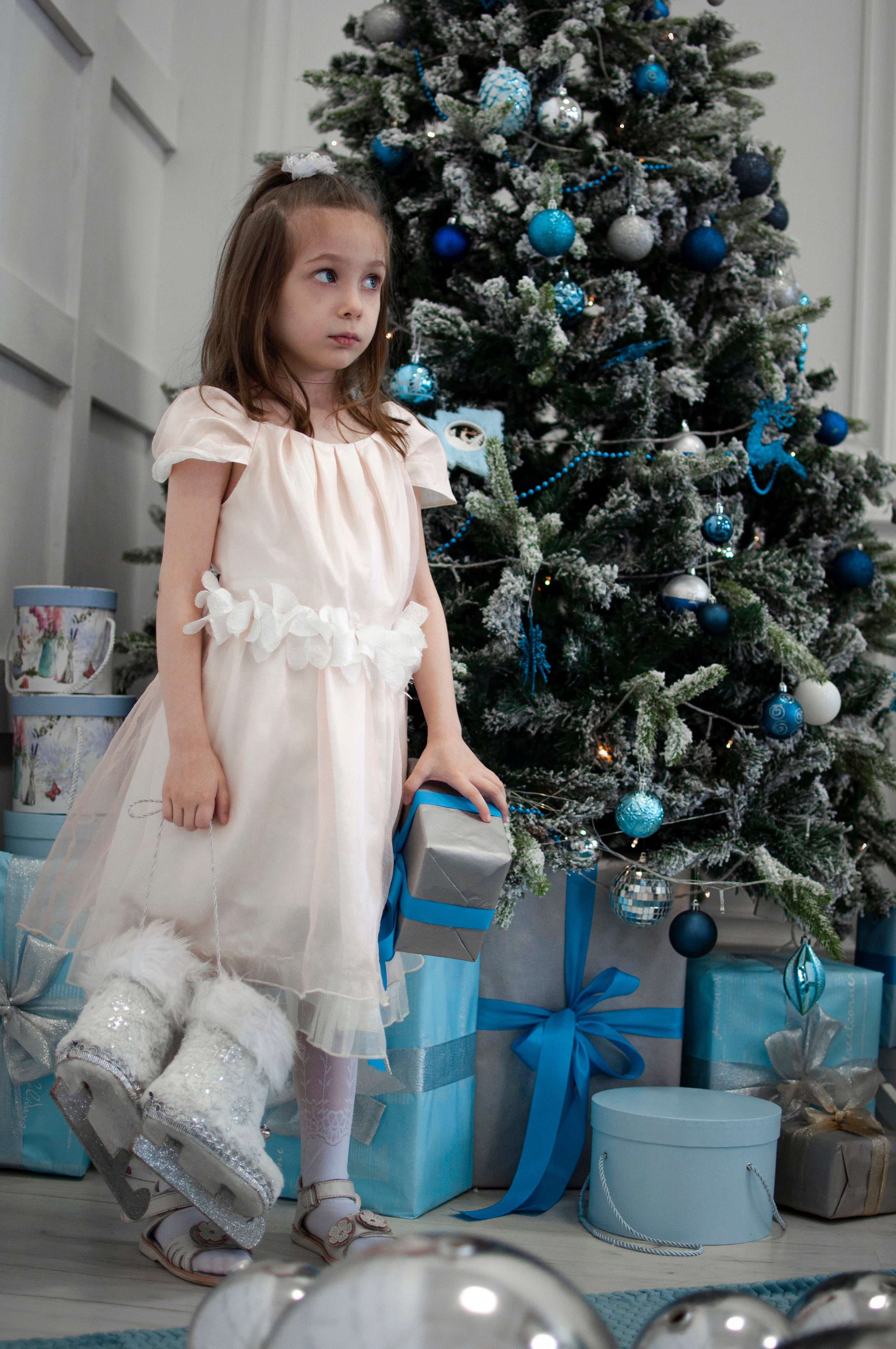 Детская новогодняя фотосессия заказать в Железнодорожном, в Москве