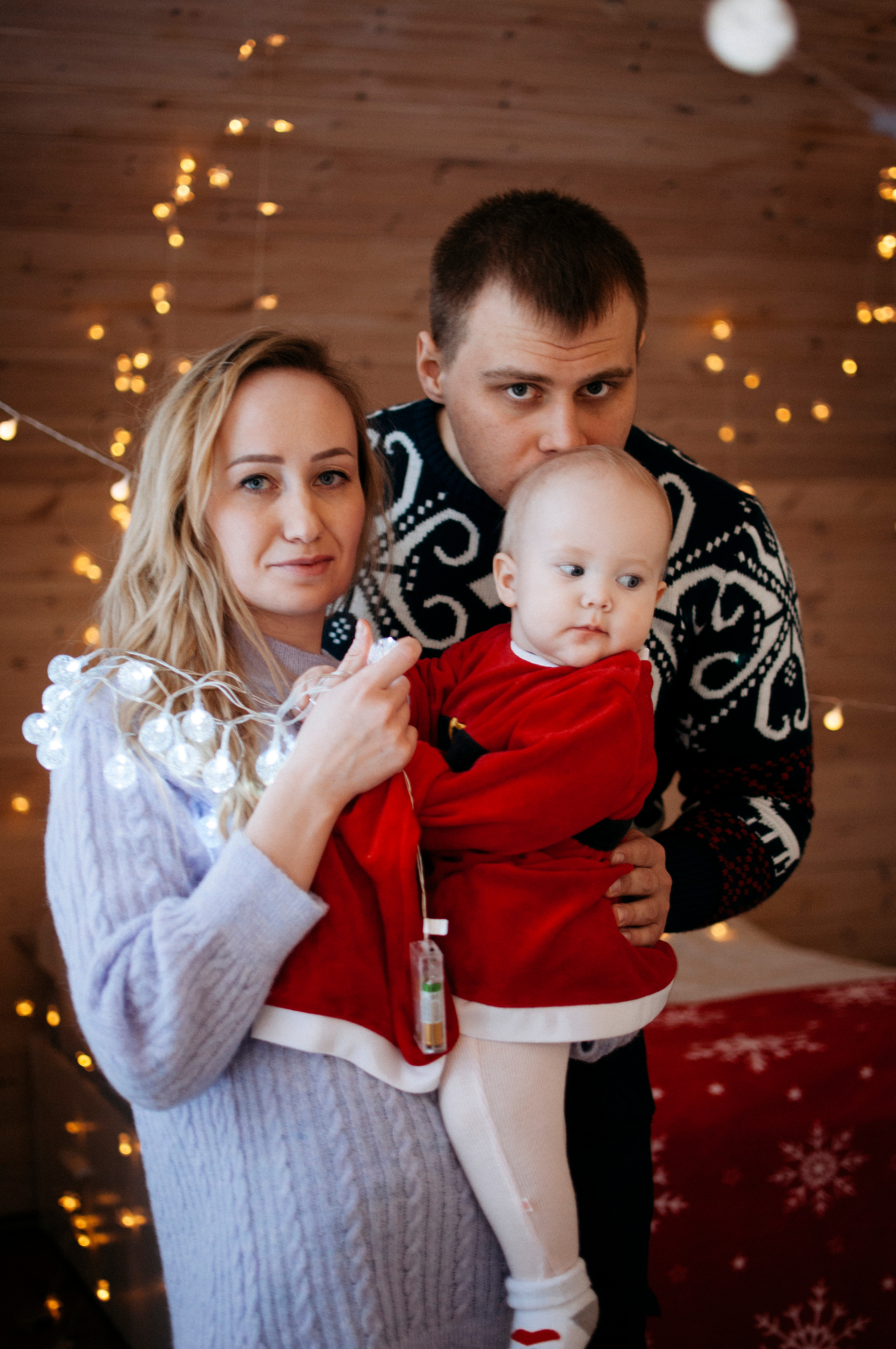 Семейная новогодняя фотосессия заказать в Железнодорожном, в Москве