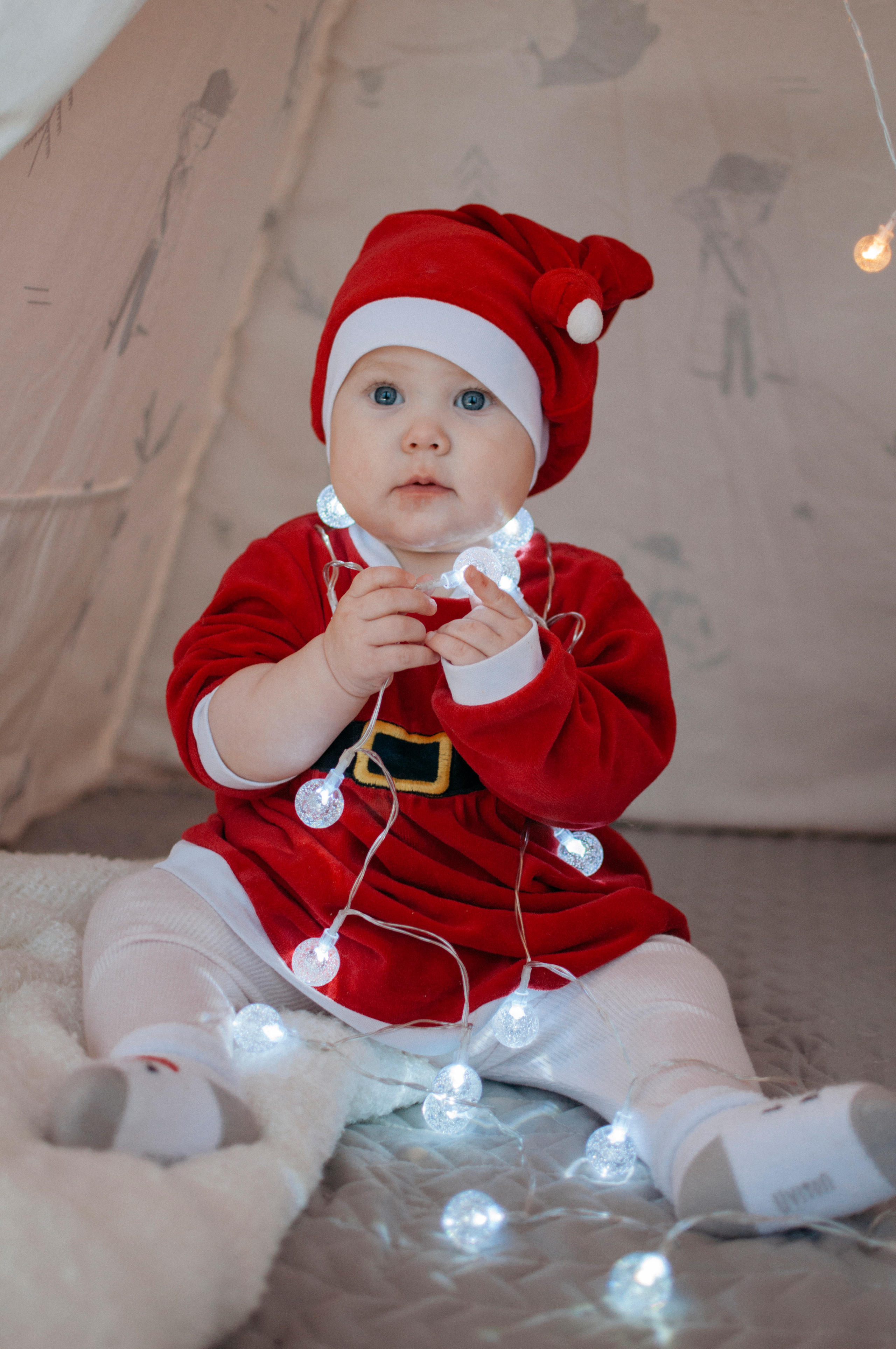 Семейная новогодняя фотосессия заказать в Железнодорожном, в Москве