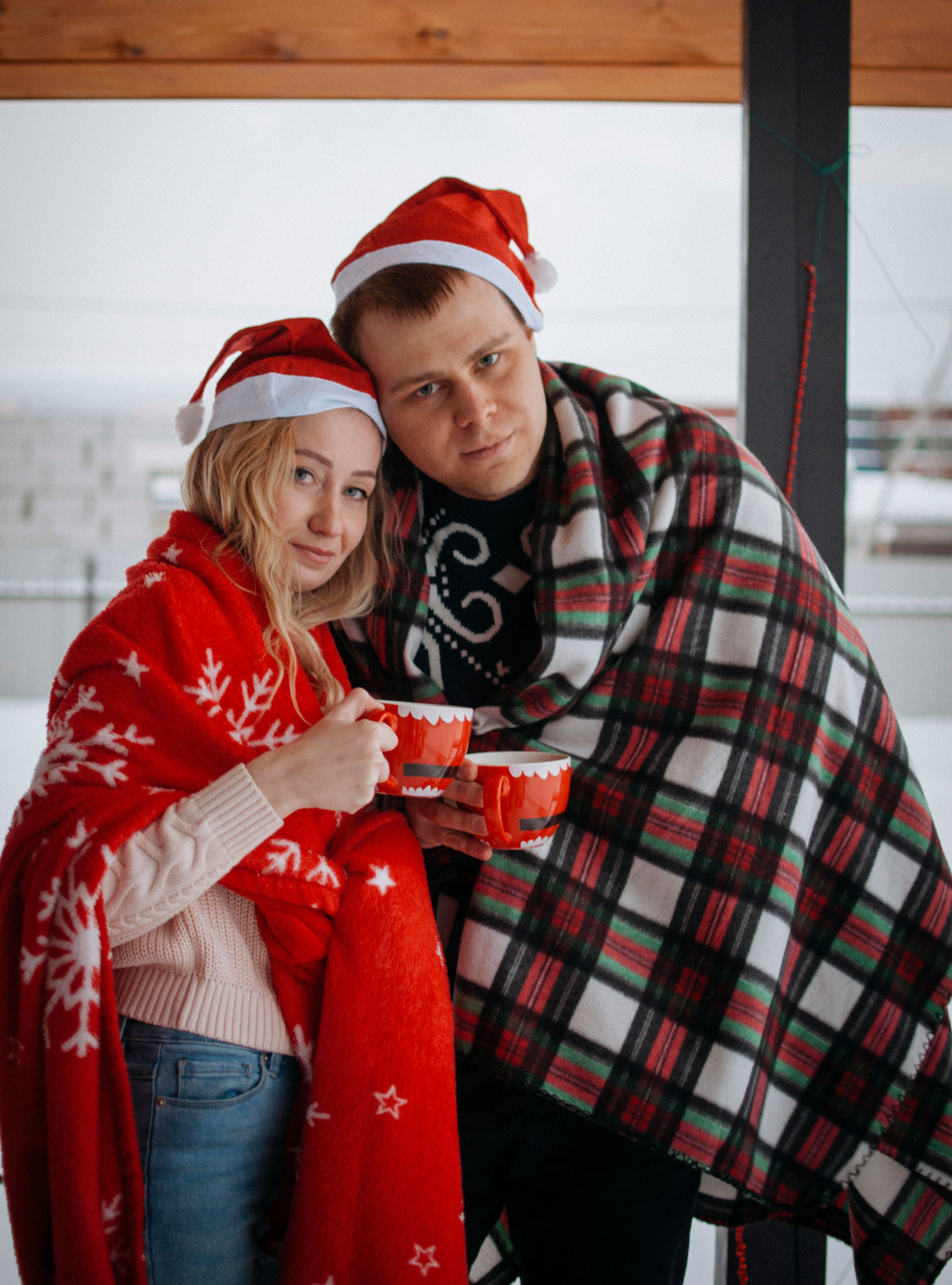 Семейная новогодняя фотосессия заказать в Железнодорожном, в Москве