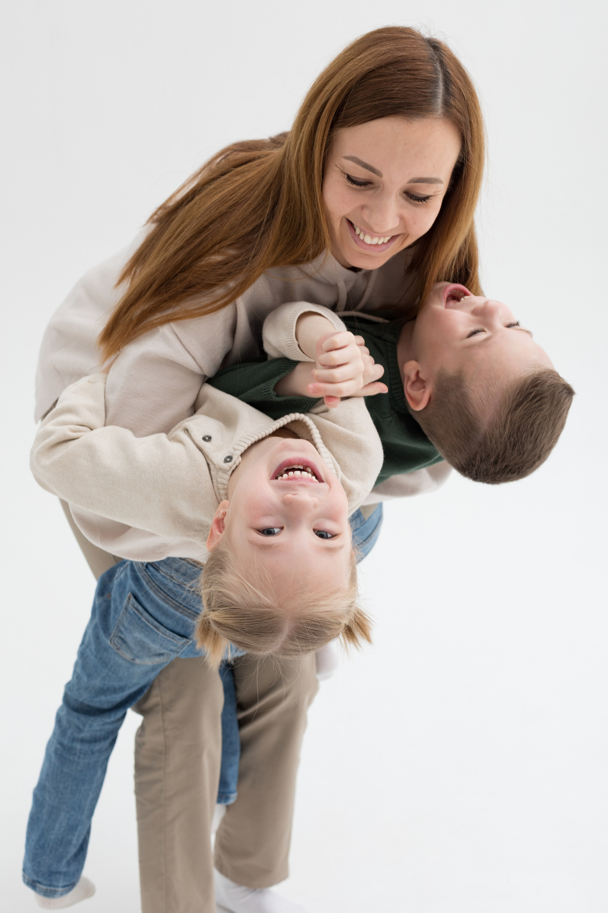 Съемка для детского бренда berttoys. Детский и контент фотограф Надя Волкова Санкт-Петербург