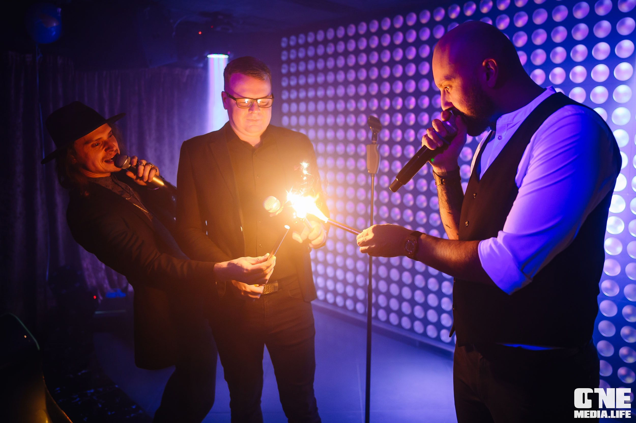 Фотоотчет с с 8 марта в караоке-клубе Эйфория. One Media Life: фоторепортажи, фотоотчеты с мероприятий и заведений