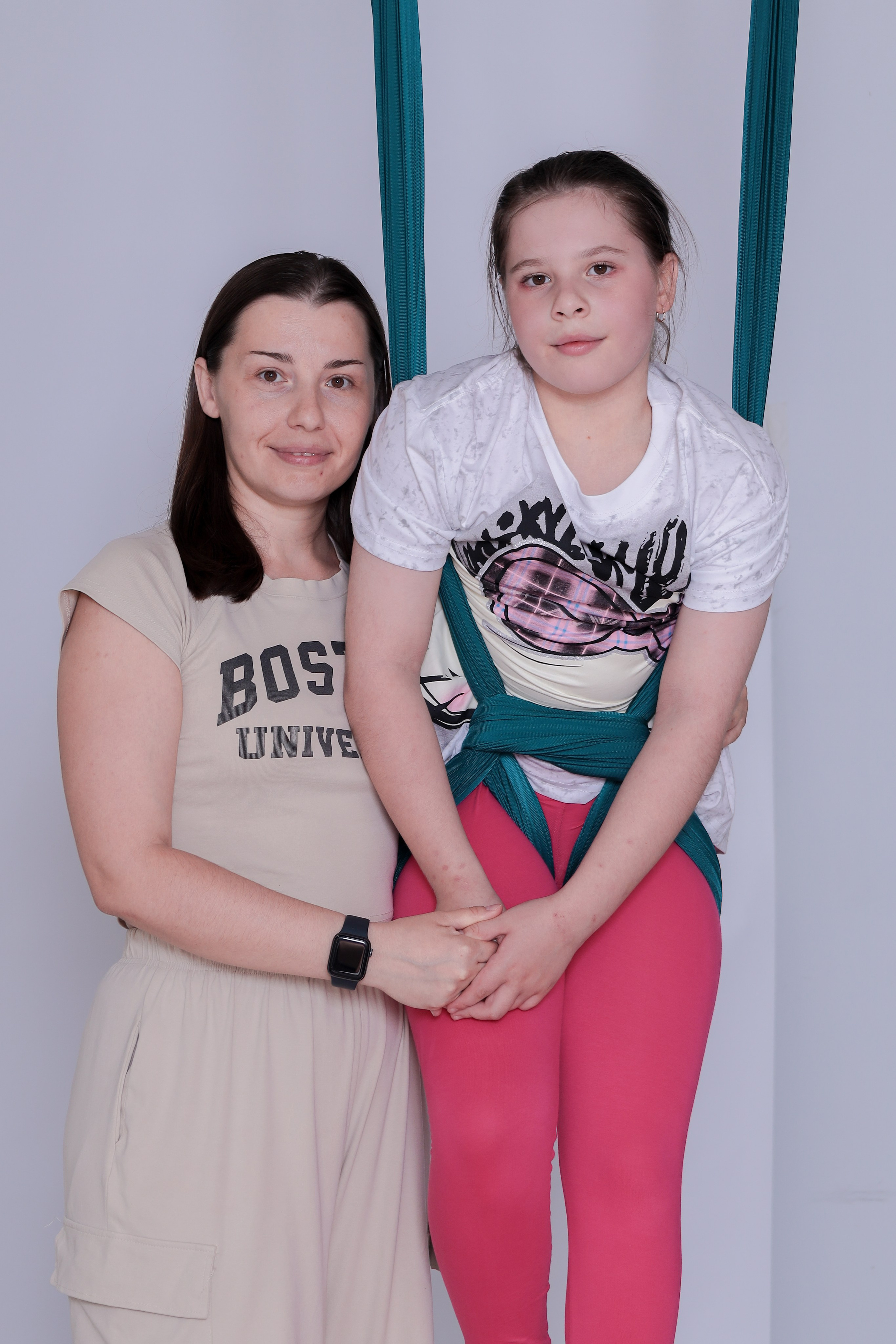 Детская аэройога. Фотограф Надршина Лилия