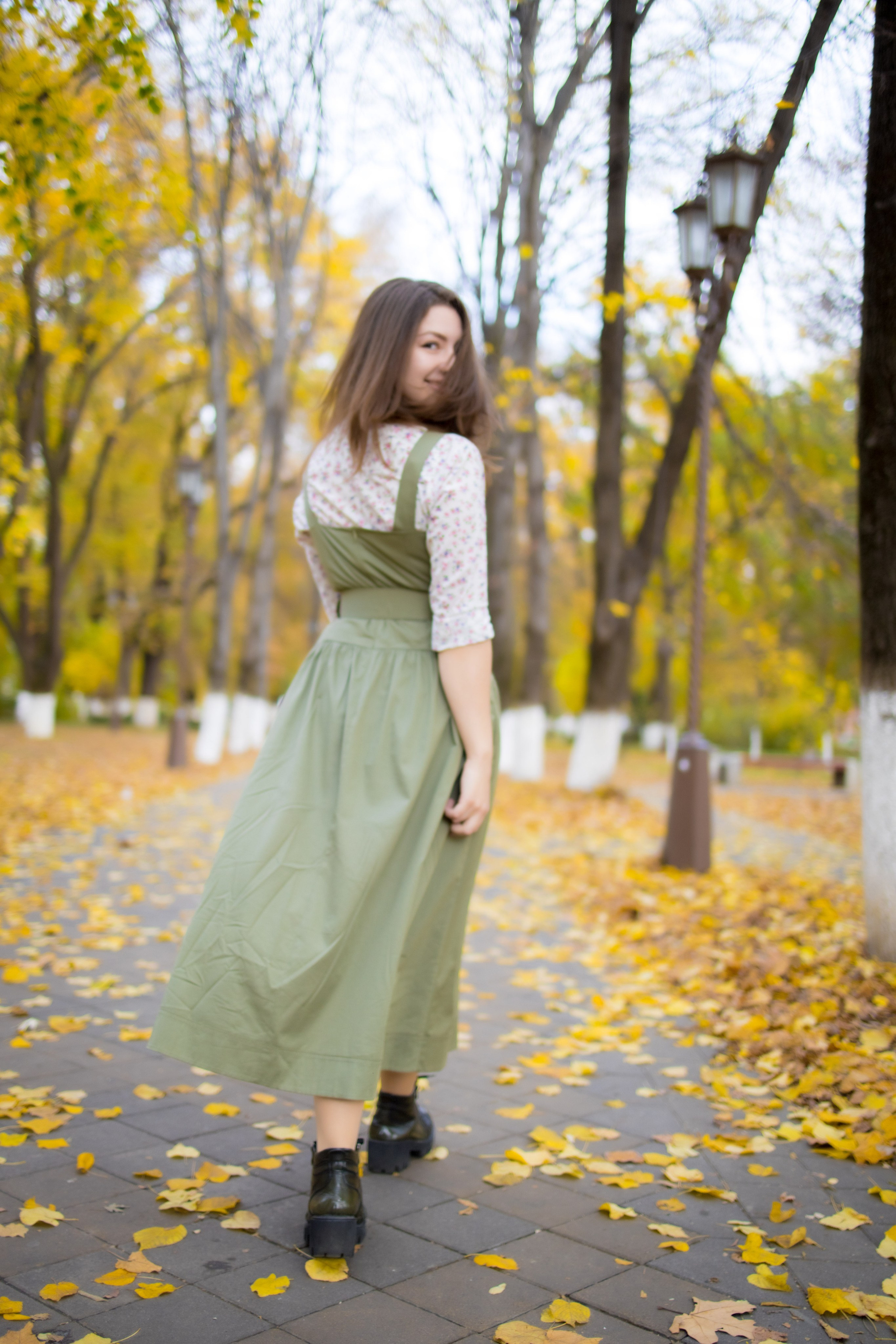 Осень. Профессиональный фотограф и видеооператор