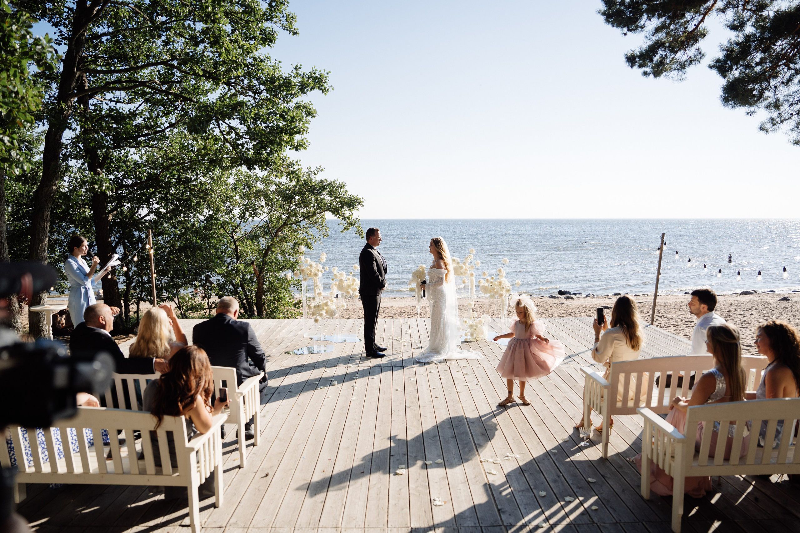 Свадьба в русской рыбалке. Свадебный фотограф организатор в Санкт-Петербурге Ассоль Опарина