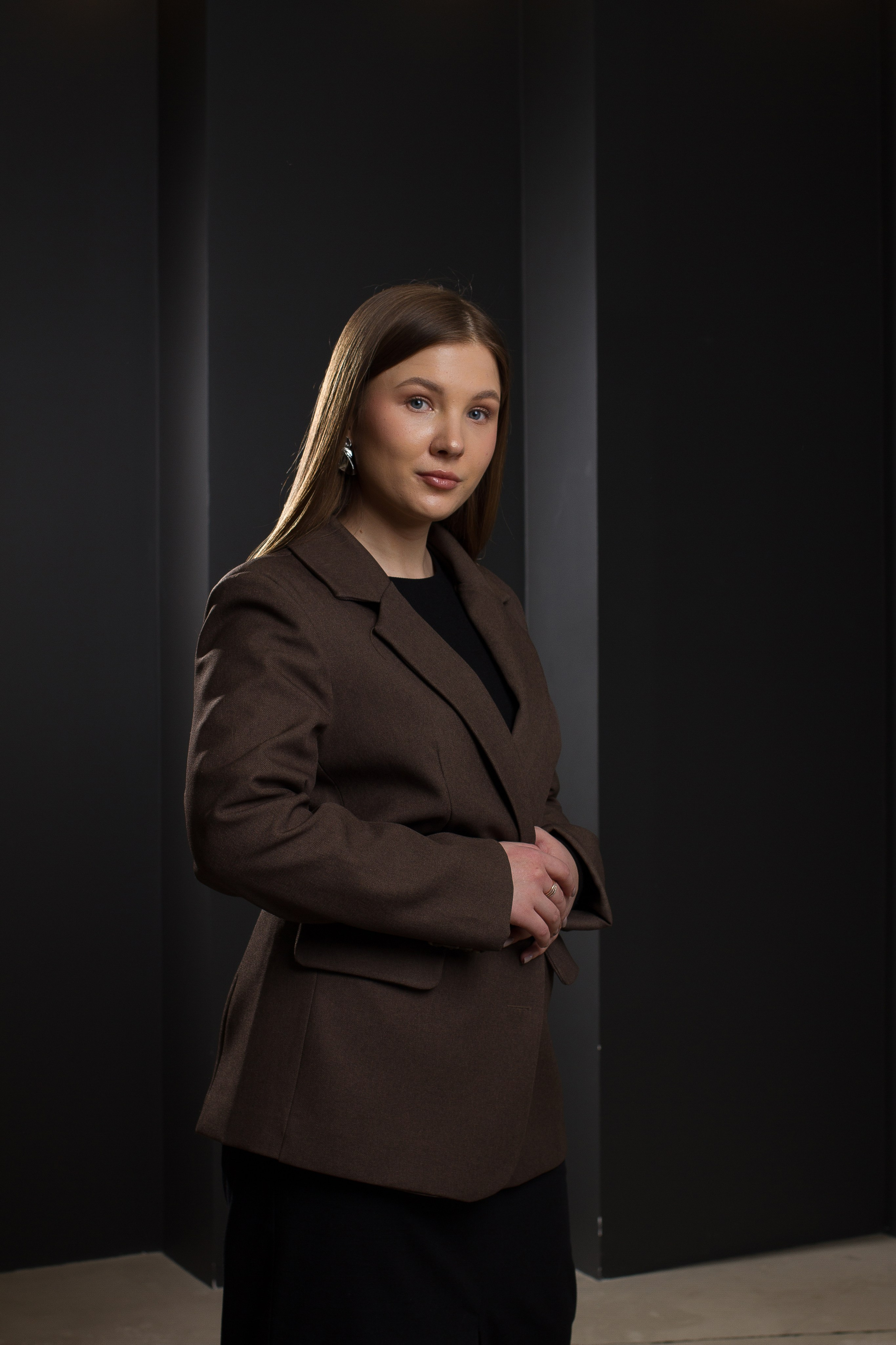 Е — ВЕБ ДИЗАЙНЕР. Фотограф Екатеринбург Елена Минина