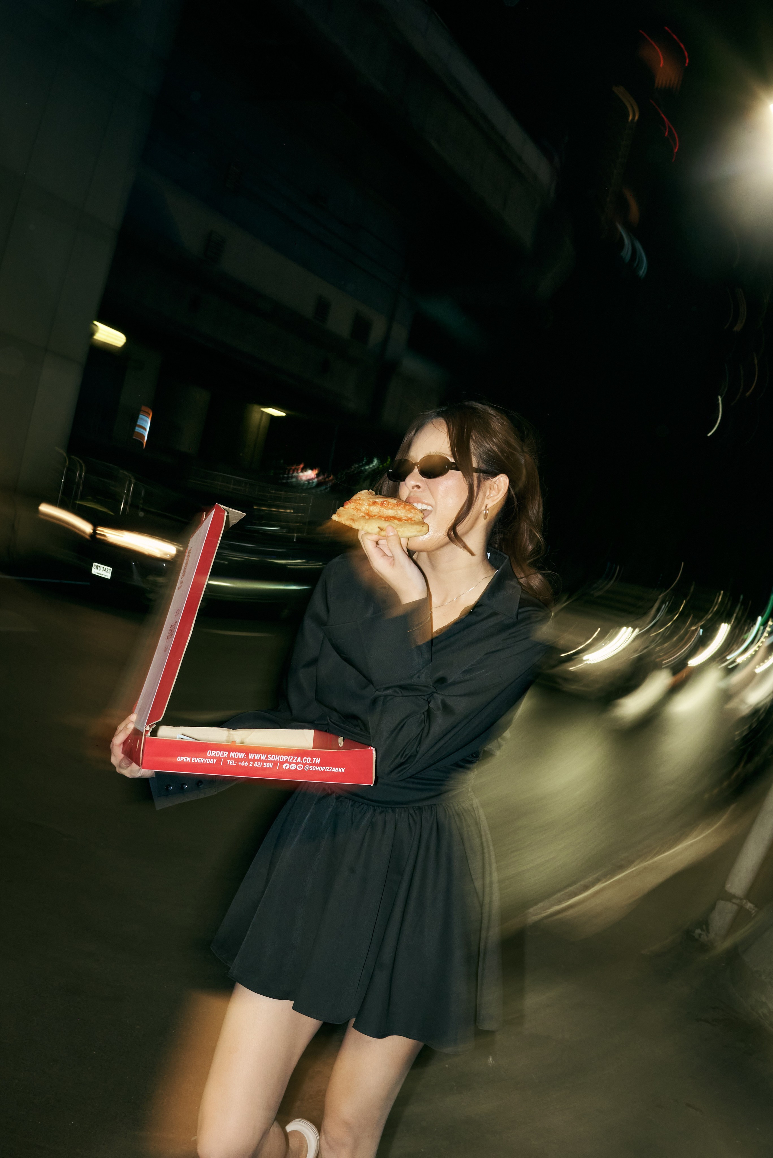 Pizza with Warunya. Photographer Bangkok — Pattaya | фотограф Бангкок — Паттайа