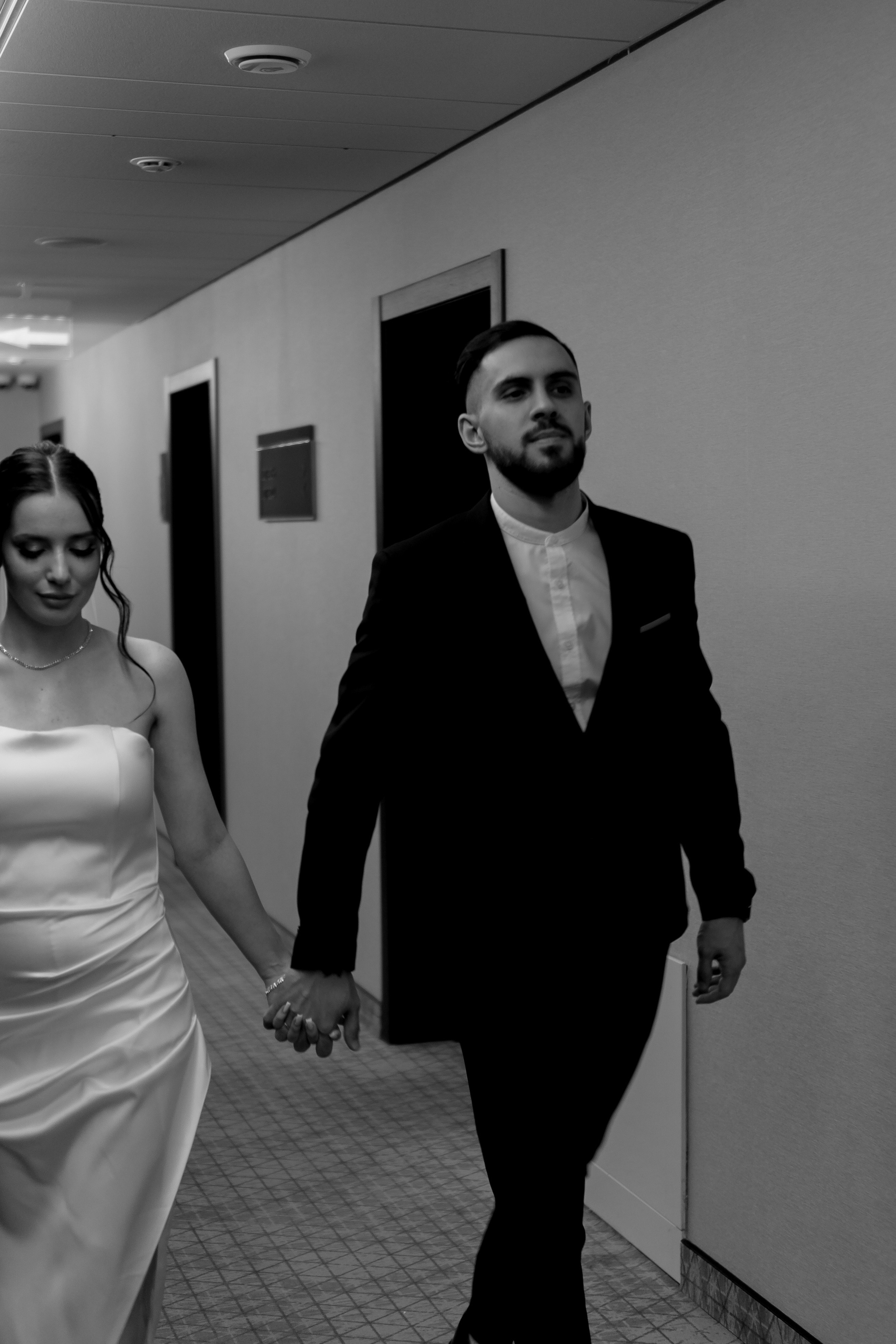 СВАДЕБНАЯ СЬЕМКА СБОРОВ ЖЕНИХА И НЕВЕСТЫ В ОТЕЛЕ И ТАКЖЕ ФОТОСЕССИИЯ В ОТЕЛЕЕ МЕГАПОЛИС БРЯНСК. Профессиональный фотограф, Санкт-Петербург — Виктория Богомолова