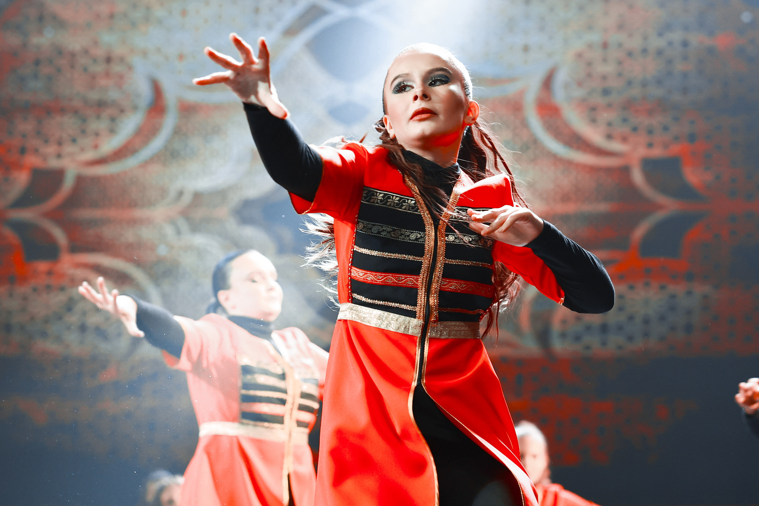 TODES Новогодняя перезагрузка 2024. MIG — студия спортивной фотографии Михаила Голянского