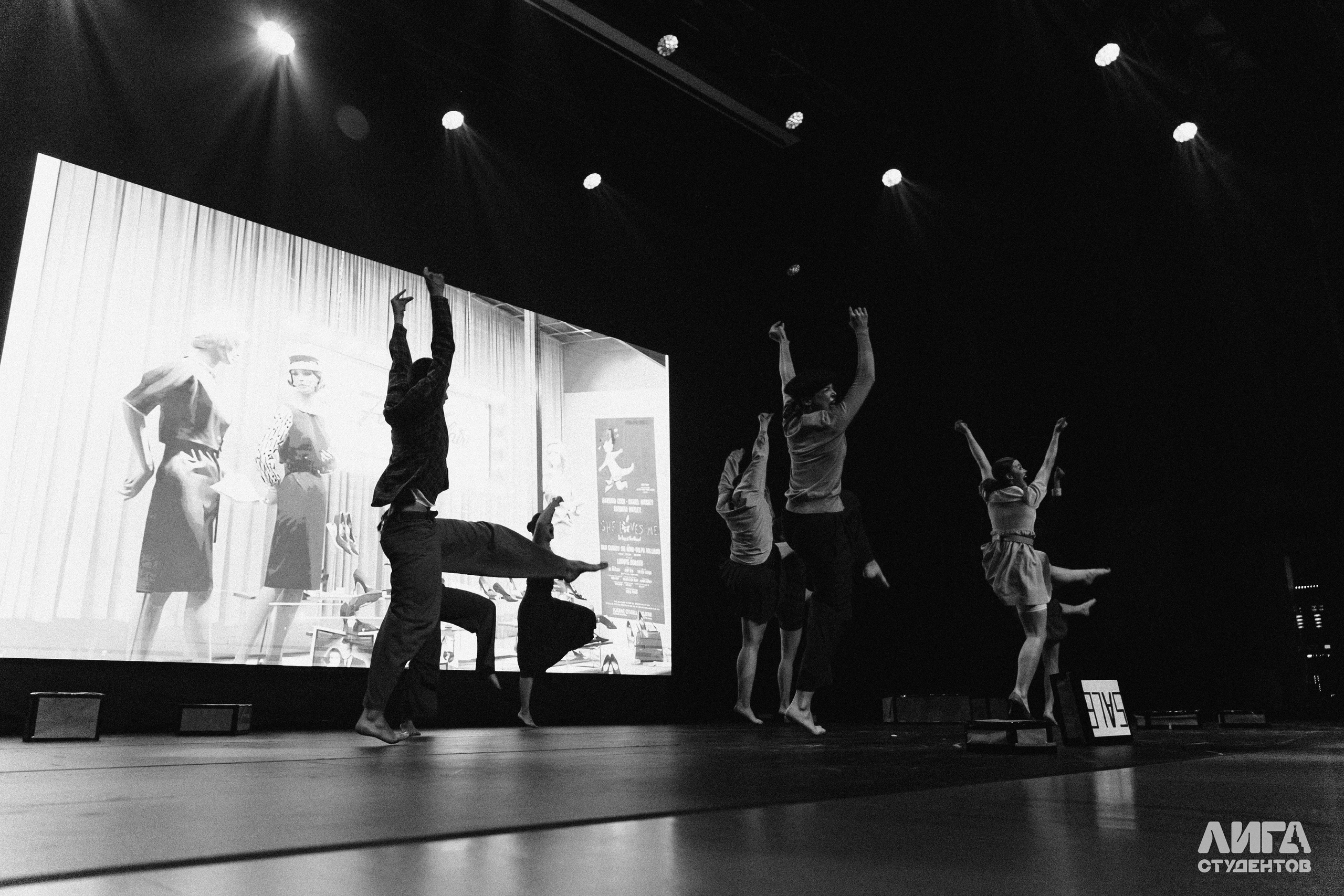 Российская Студенческая Весна 2025. Портретный фотограф в Казани Радомир Заздравных