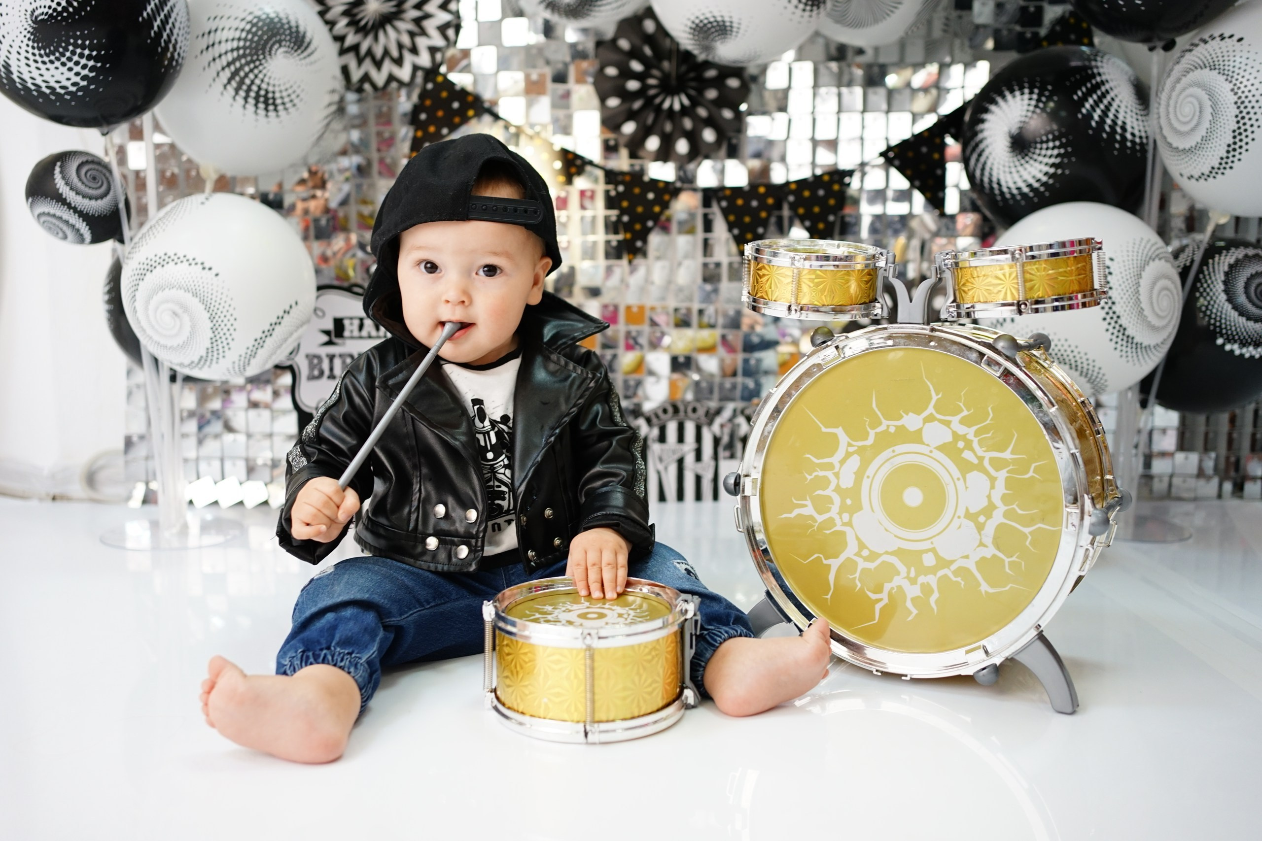 Фотосессия на Годик для Мальчиков. Детская Фотостудия ГОДОВАСИКИ в Санкт-Петербурге фотосесия на годик