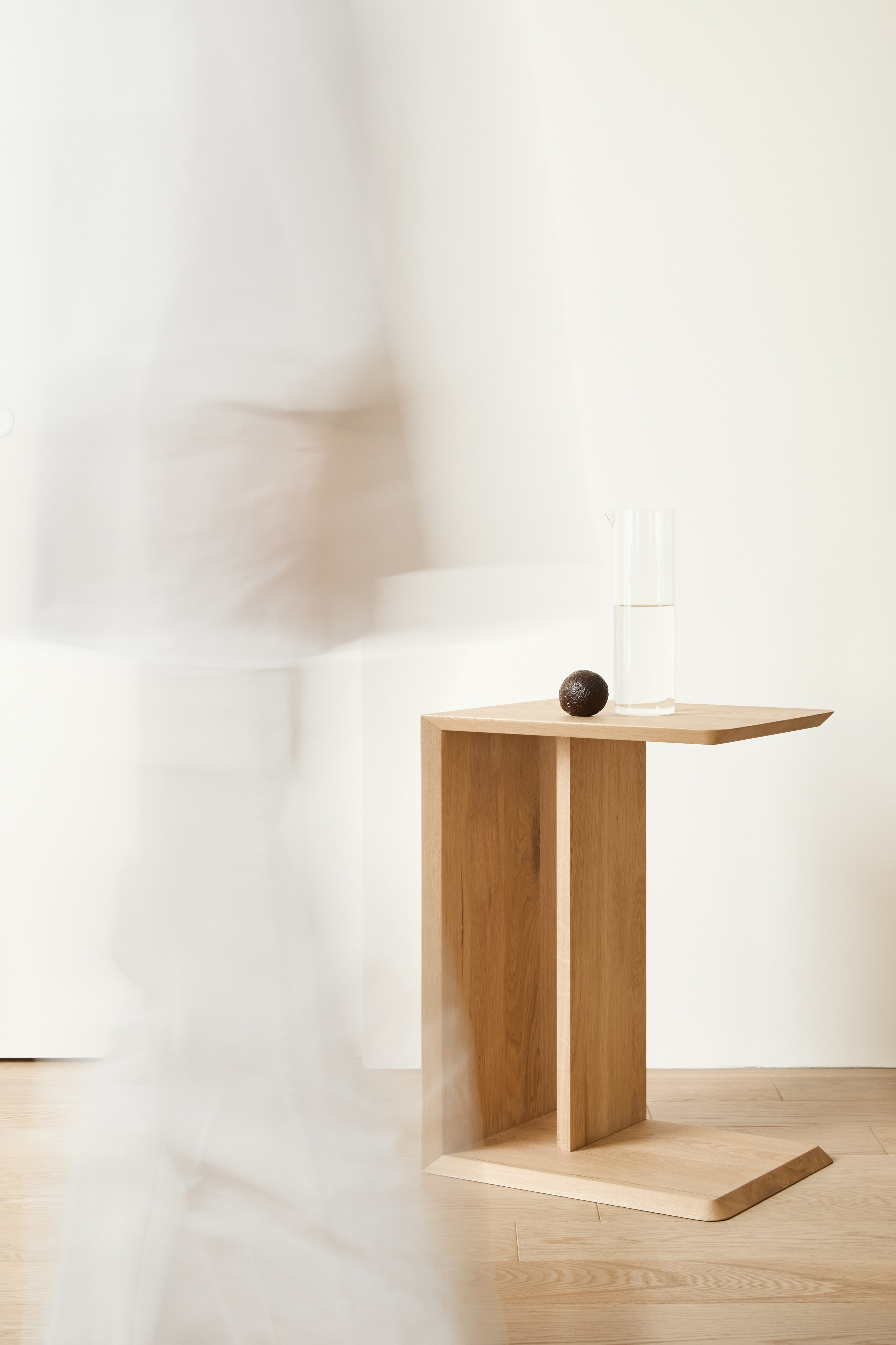 STOL_KANSO. SHONGIN SERGEI