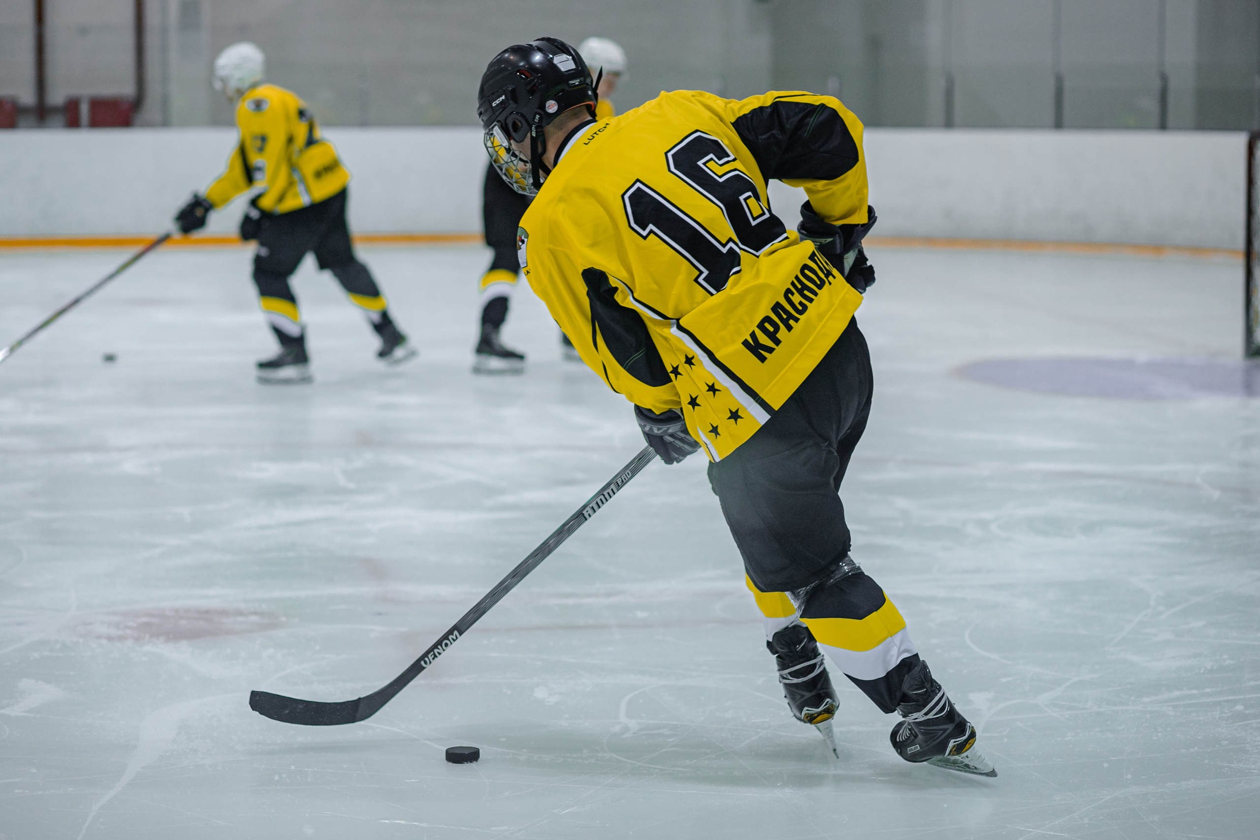 Ночная Хоккейная Лига. Фотограф Неверова Катерина