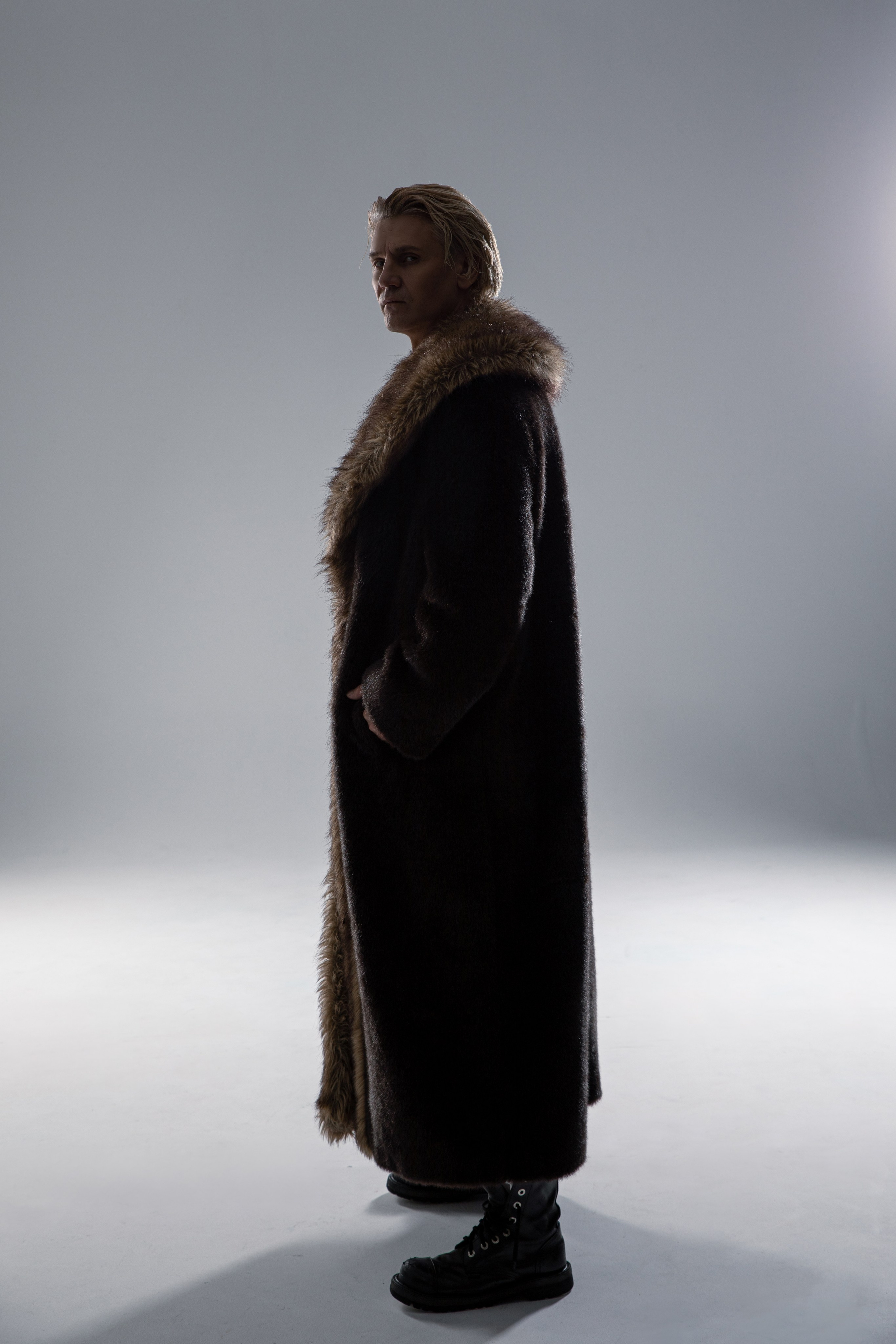 мужской портрет в студии