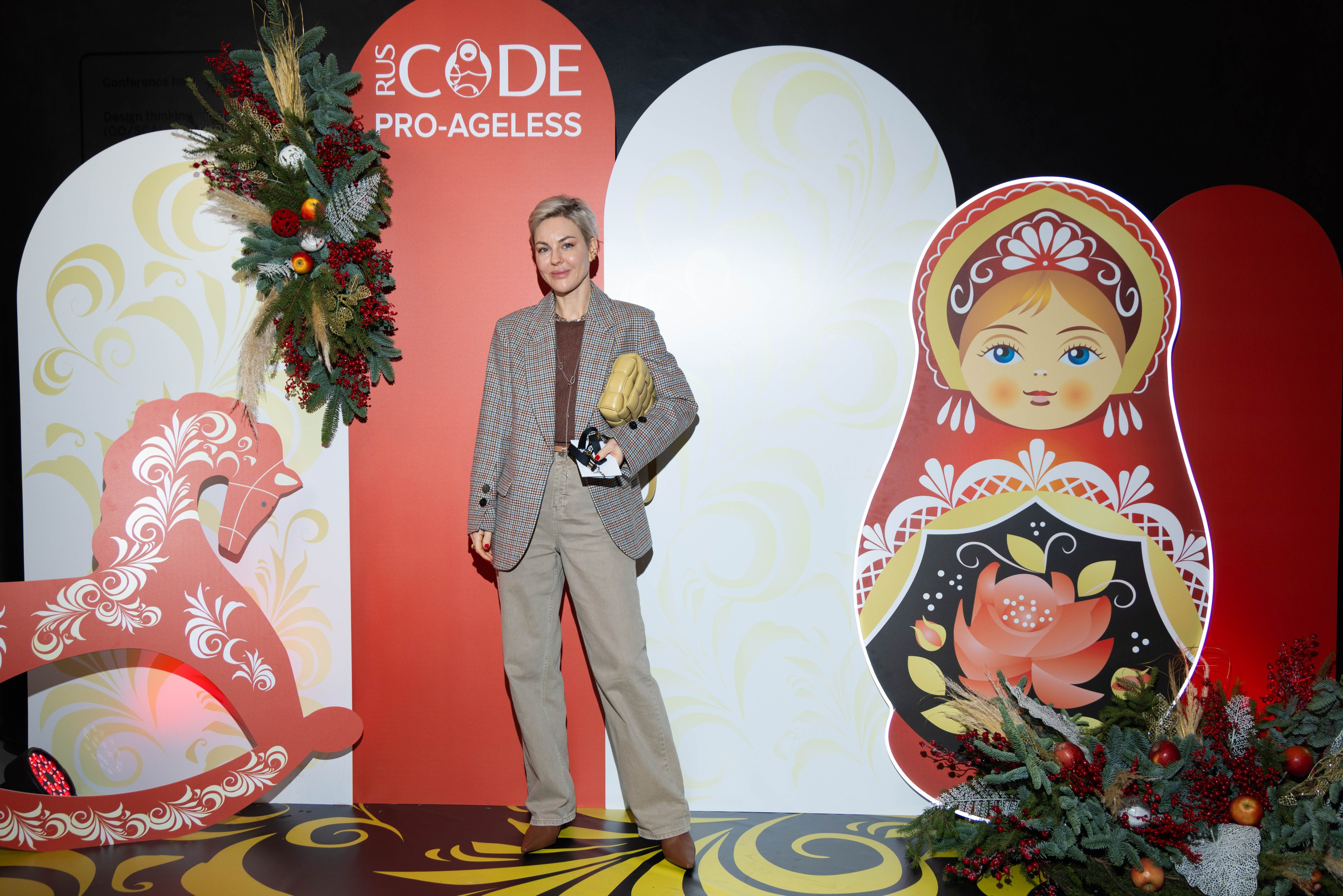 ФОТОЗОНА МАТРЕШКА. PRO-AGELESS