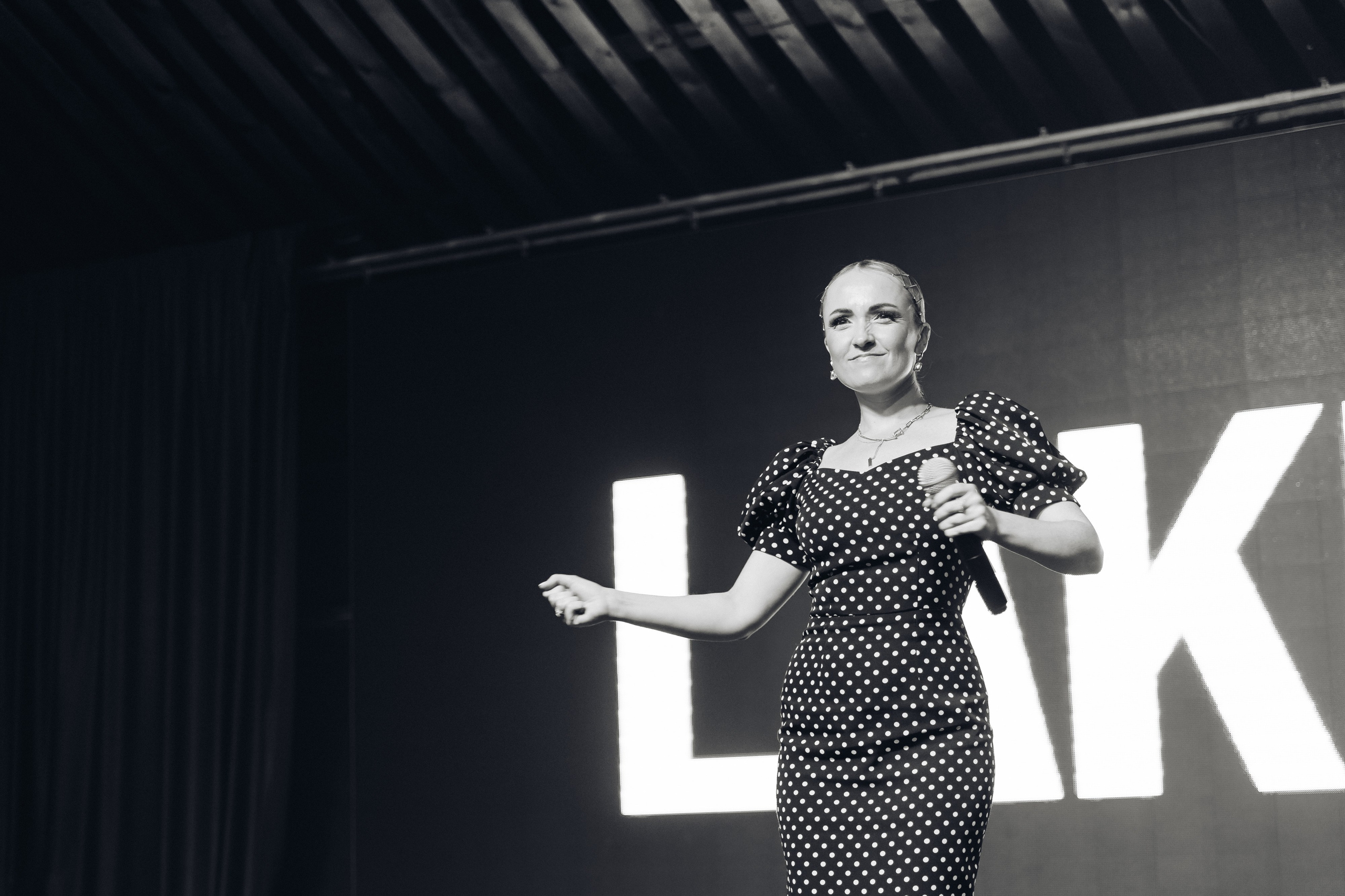 Выпускной вечер. 49 школа. Баран на корове. Свадебный и семейный фотограф в Улан-Удэ