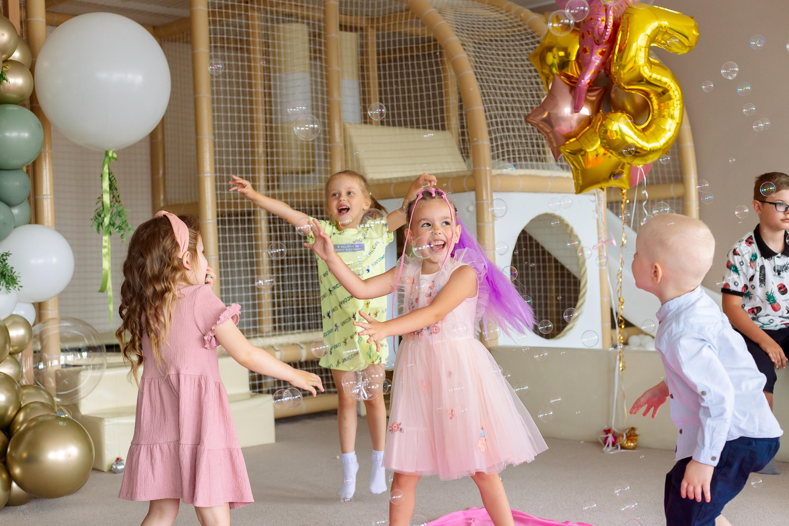 Алина в Пуговке. Семейный детский фотограф. Фотосессия в Минске