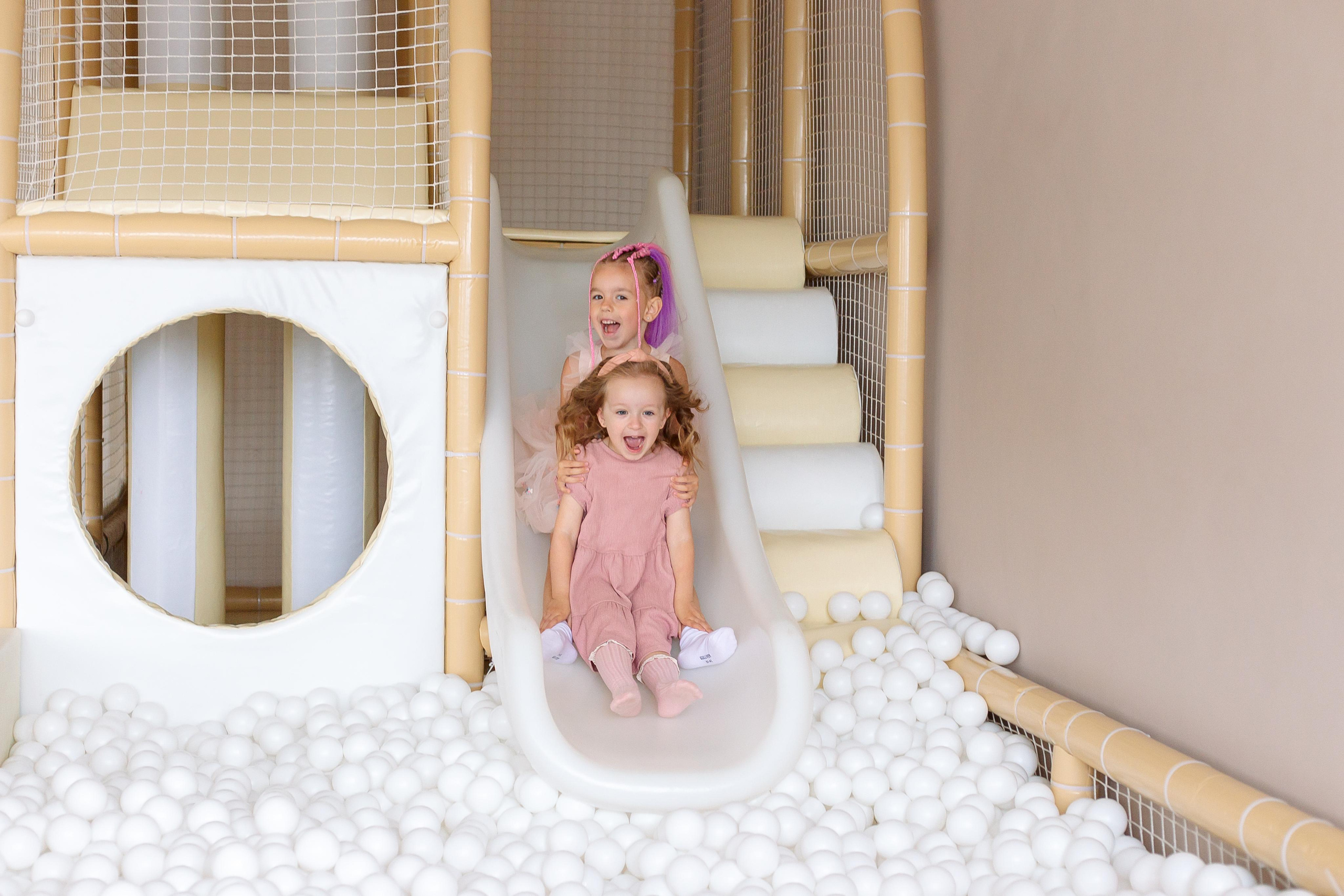 Алина в Пуговке. Семейный детский фотограф. Фотосессия в Минске