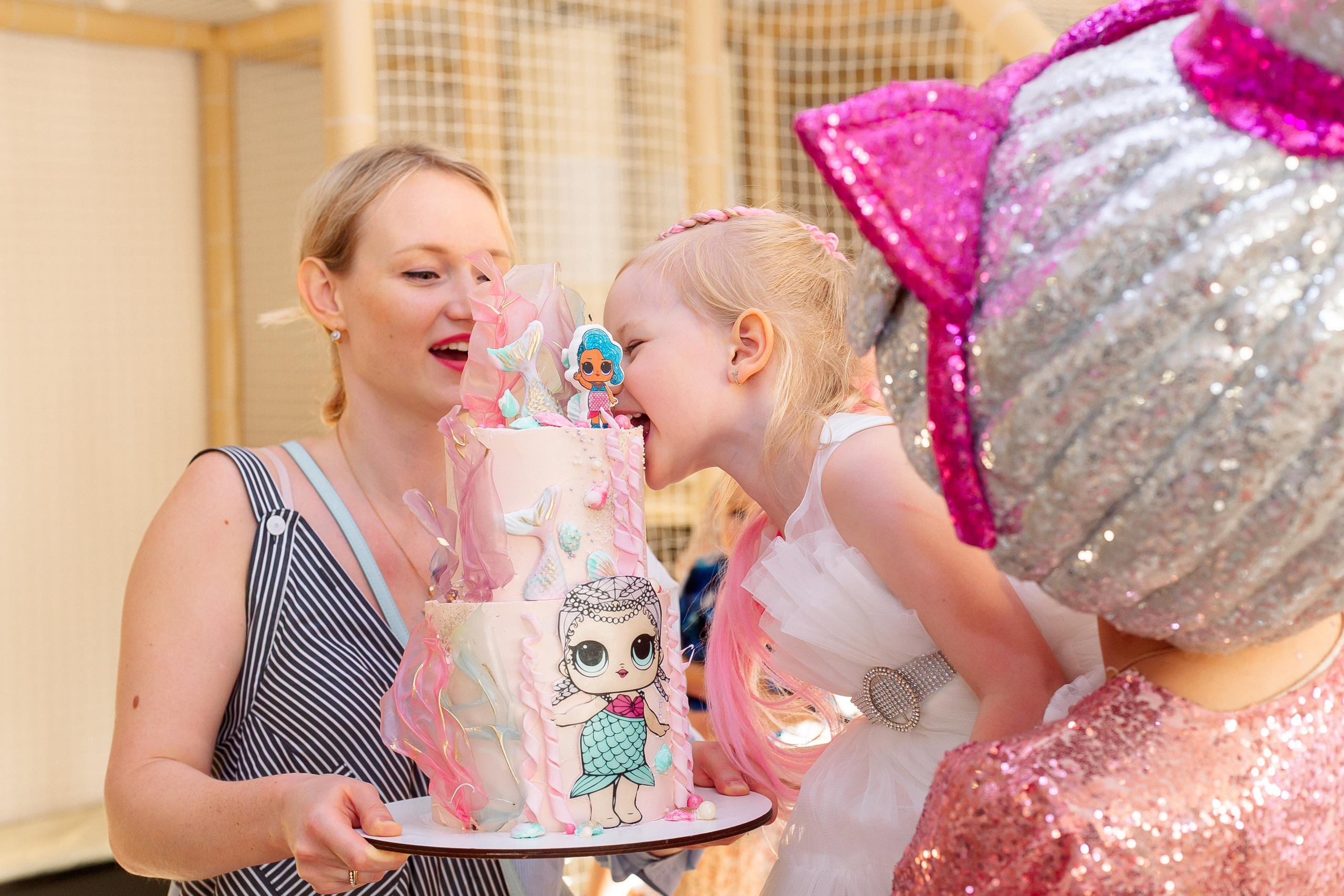 Варя в Пуговке. Семейный детский фотограф. Фотосессия в Минске