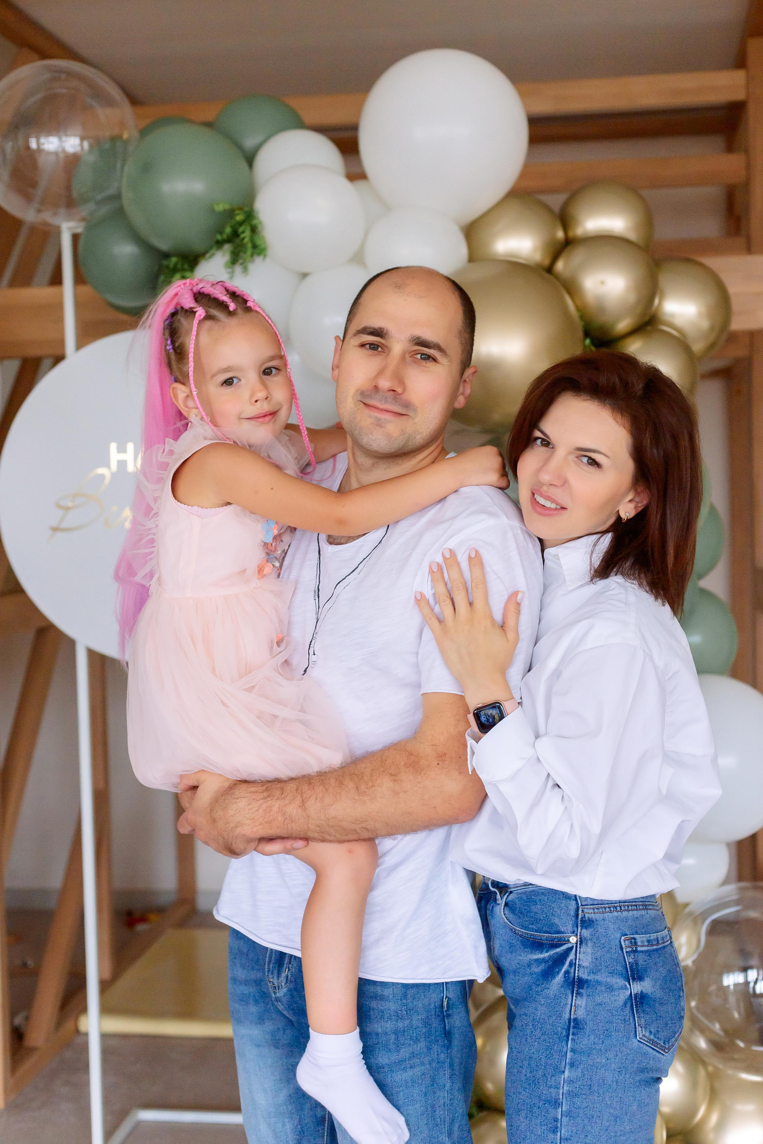 Алина в Пуговке. Семейный детский фотограф. Фотосессия в Минске