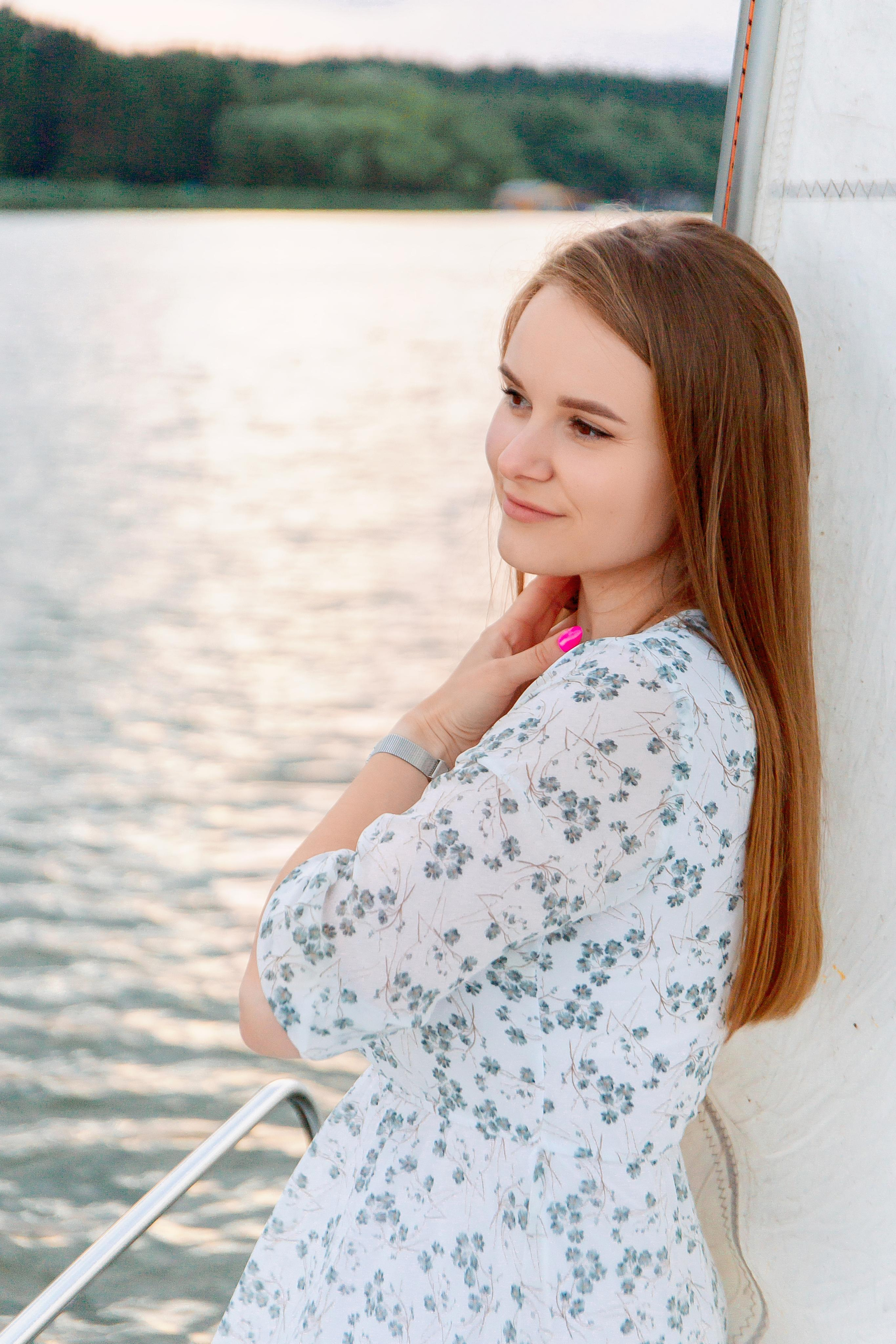 Дмитрий и Виктория предложение на яхте. Семейный детский фотограф. Фотосессия в Минске