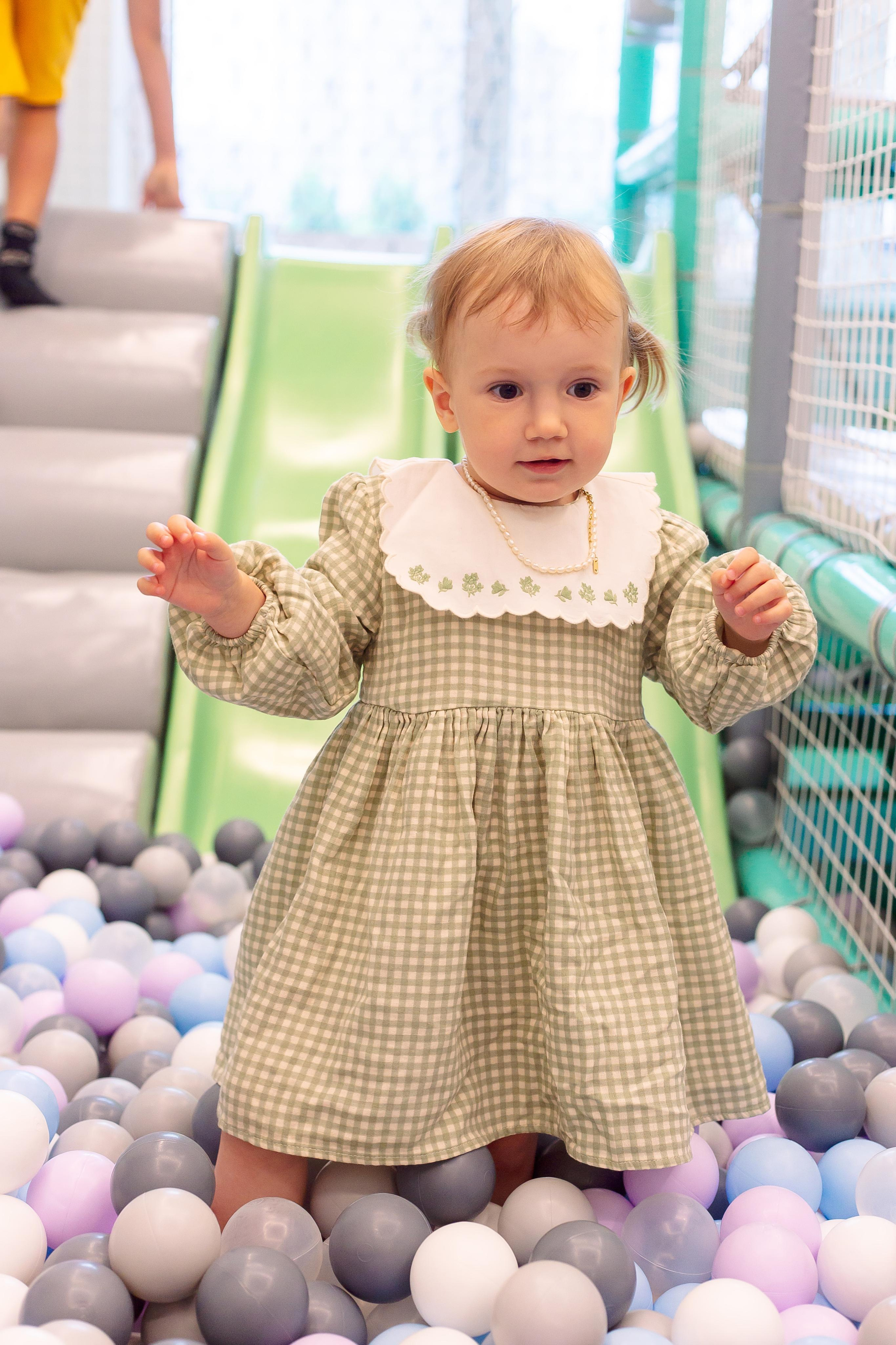 Мия 2 года. Семейный детский фотограф. Фотосессия в Минске