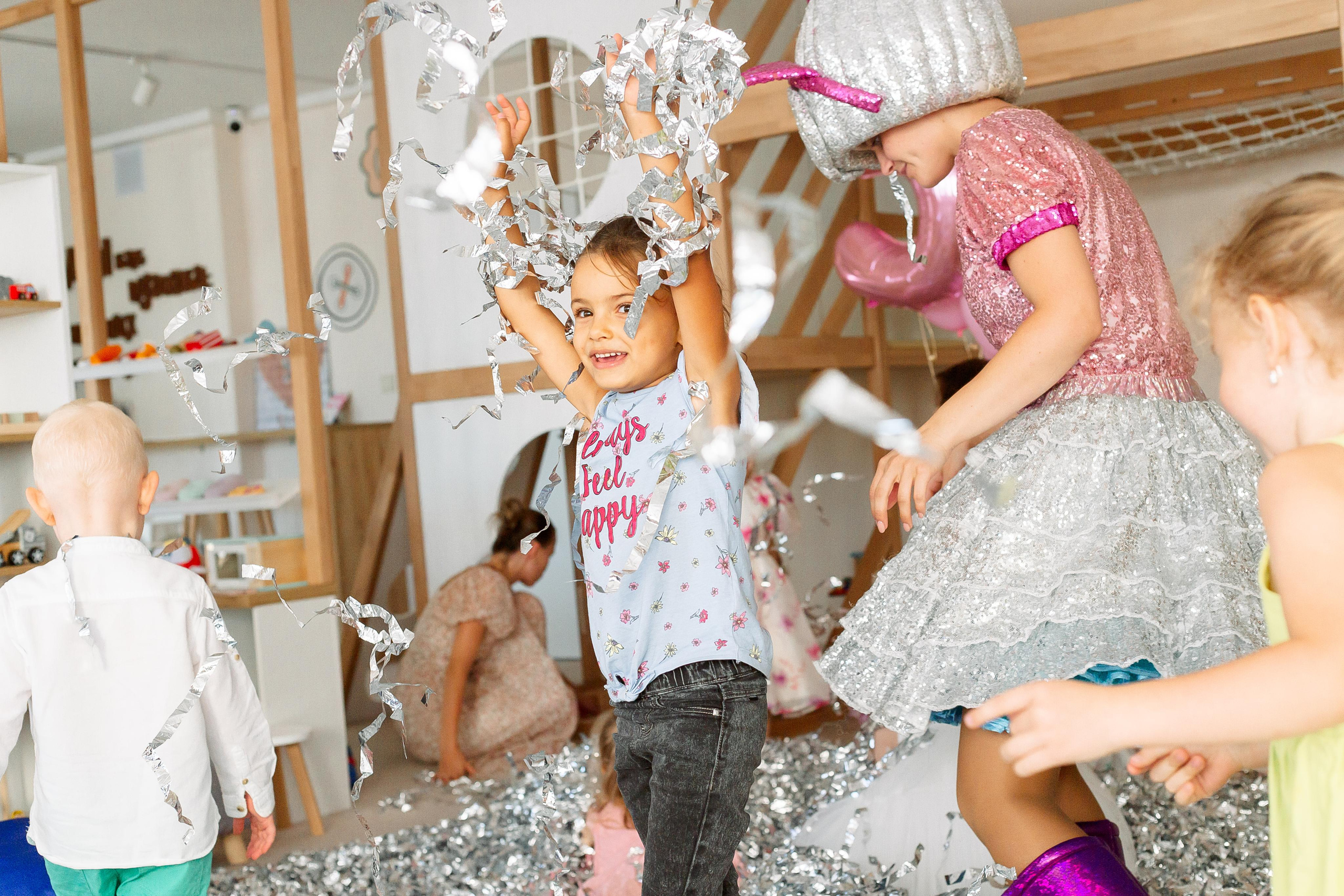 Варя в Пуговке. Семейный детский фотограф. Фотосессия в Минске