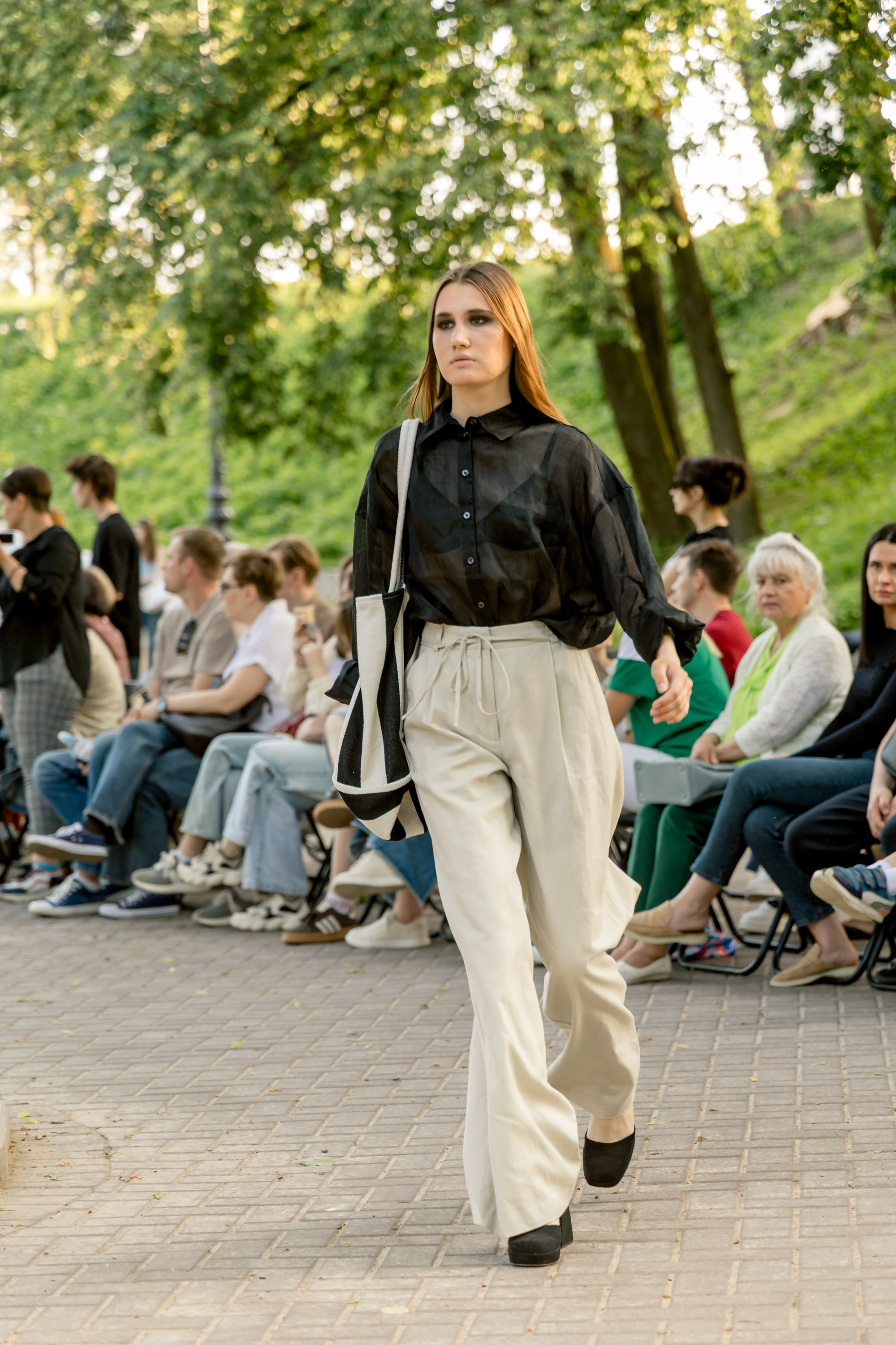 Smolensk Fashion Week 2025_показы_ДЕНЬ 1_ВЕЧЕРНИЙ ПОКАЗ_19:00. Главная