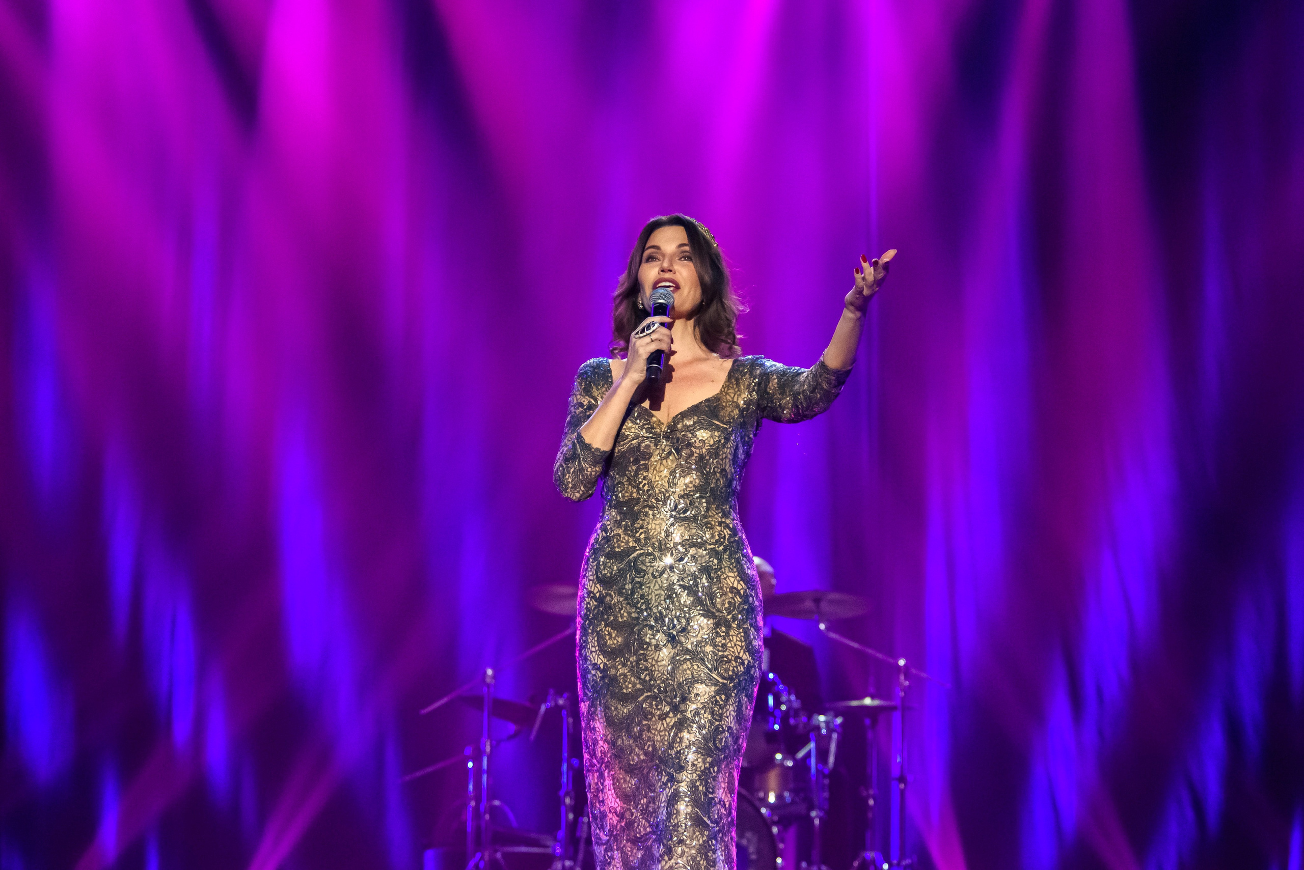 Лариса Рубальская «40 лет с песней по жизни» — Крокус Сити Холл. Бренд-фотограф для экспертов и блогеров в Москве Влада Горбовская