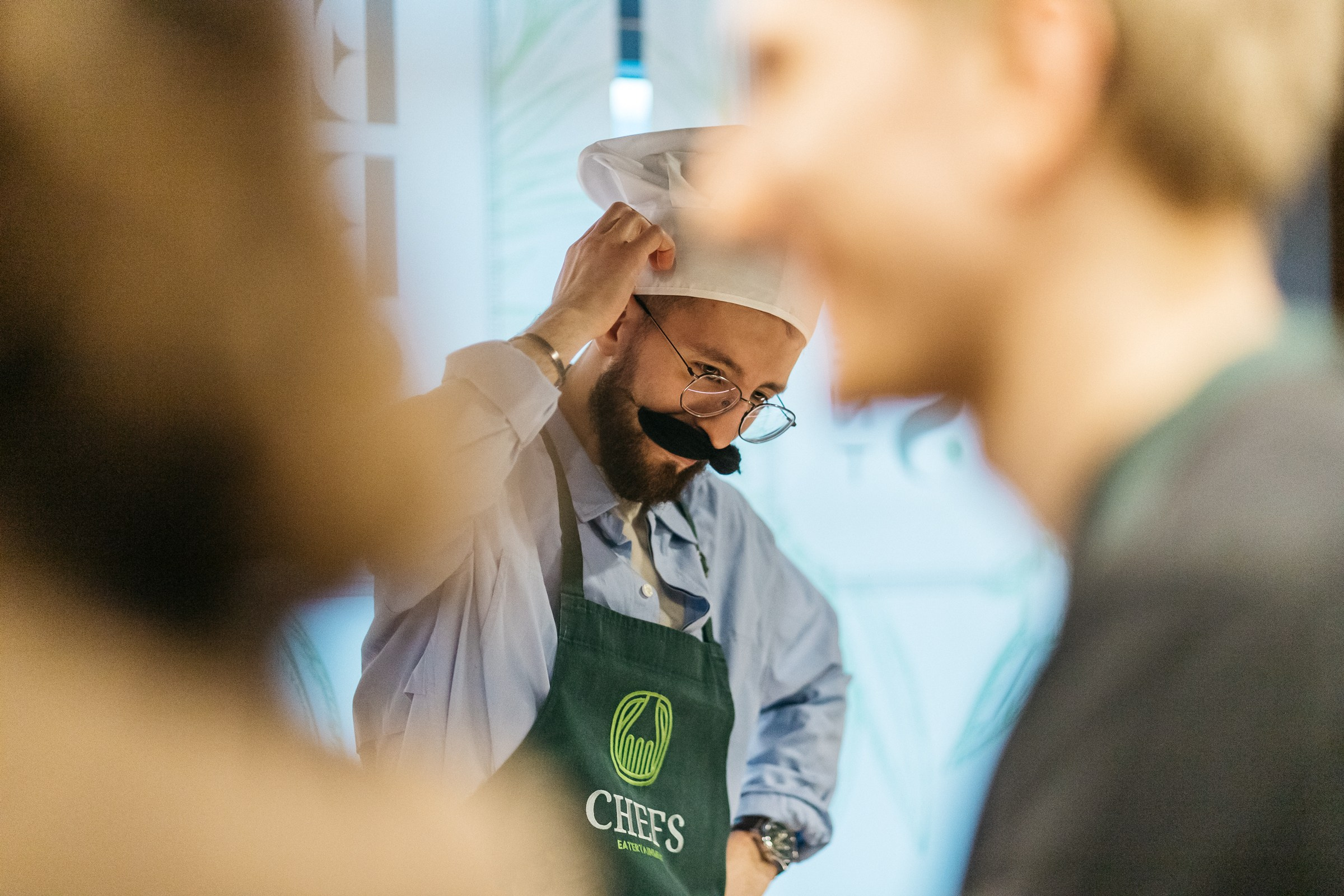 Позитивный репортажный фотограф на День Рождение, юбилей Питер